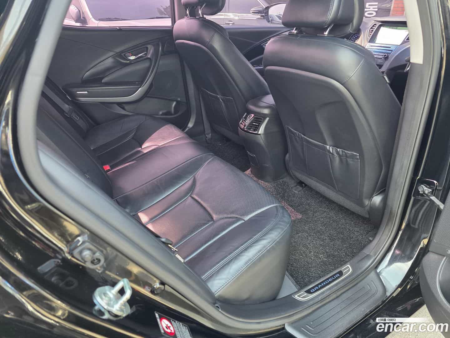 Grandeur Hyundai 2015.3-INNER-009