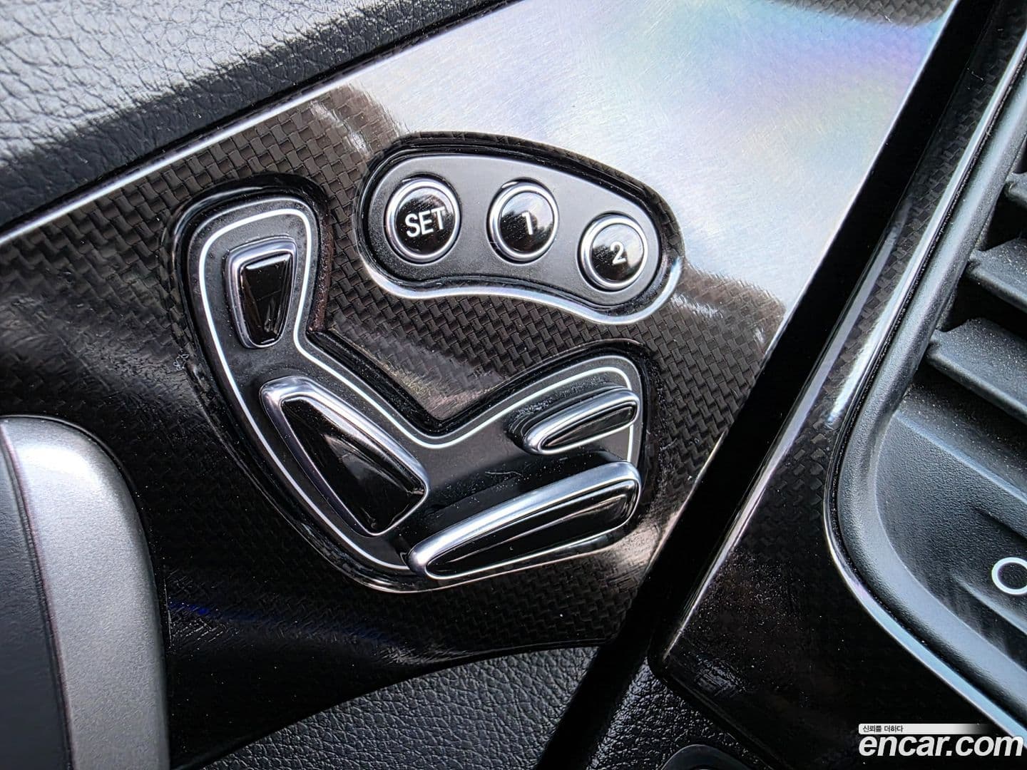 Main__Slider__Photo:Grandeur Hyundai 2015.3-15