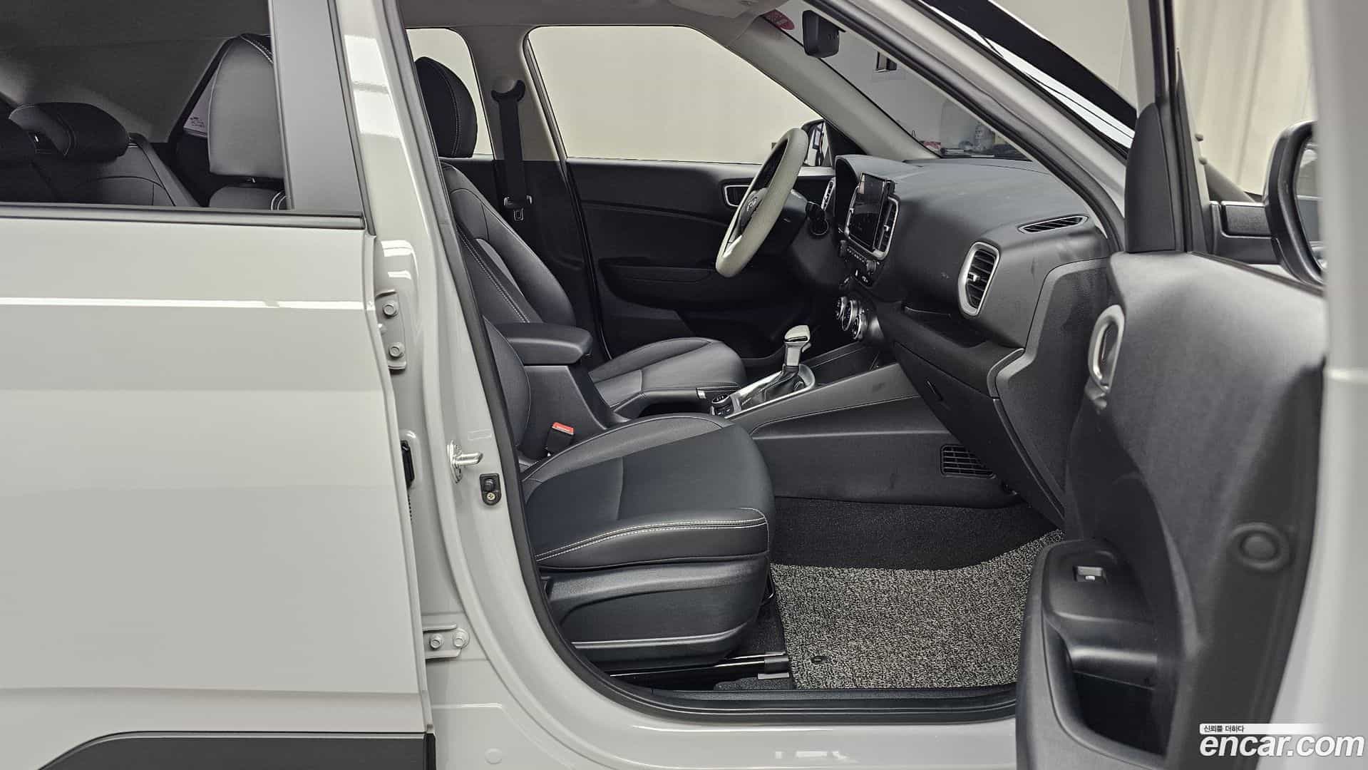 Venue Hyundai 2022.1-OPTION-015