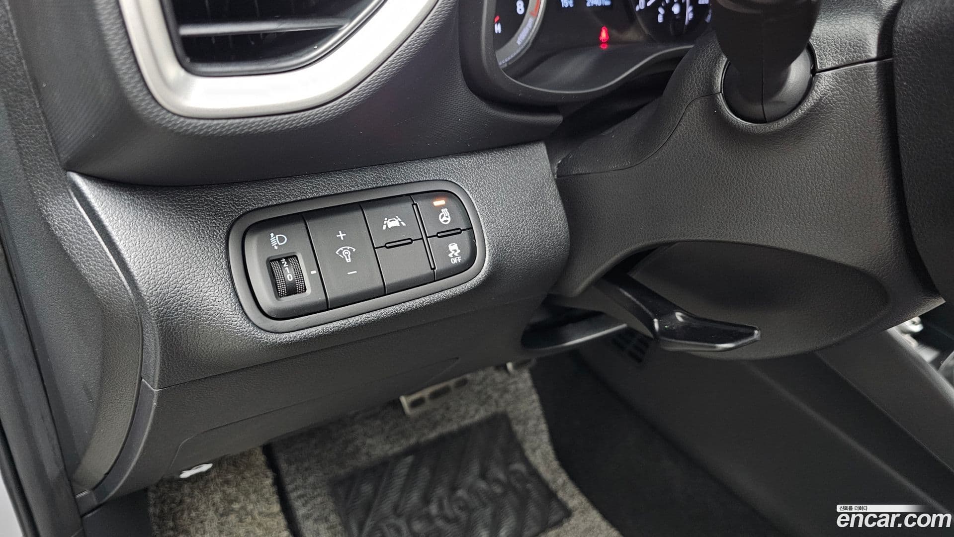 Main__Slider__Photo:Venue Hyundai 2022.1-14