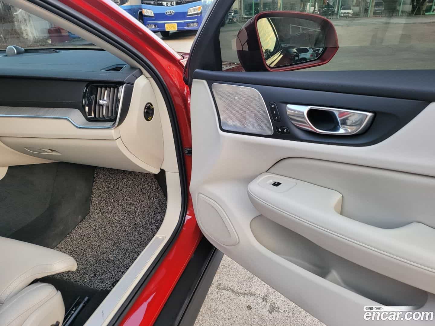 V60 Volvo 2022.1-INNER-010