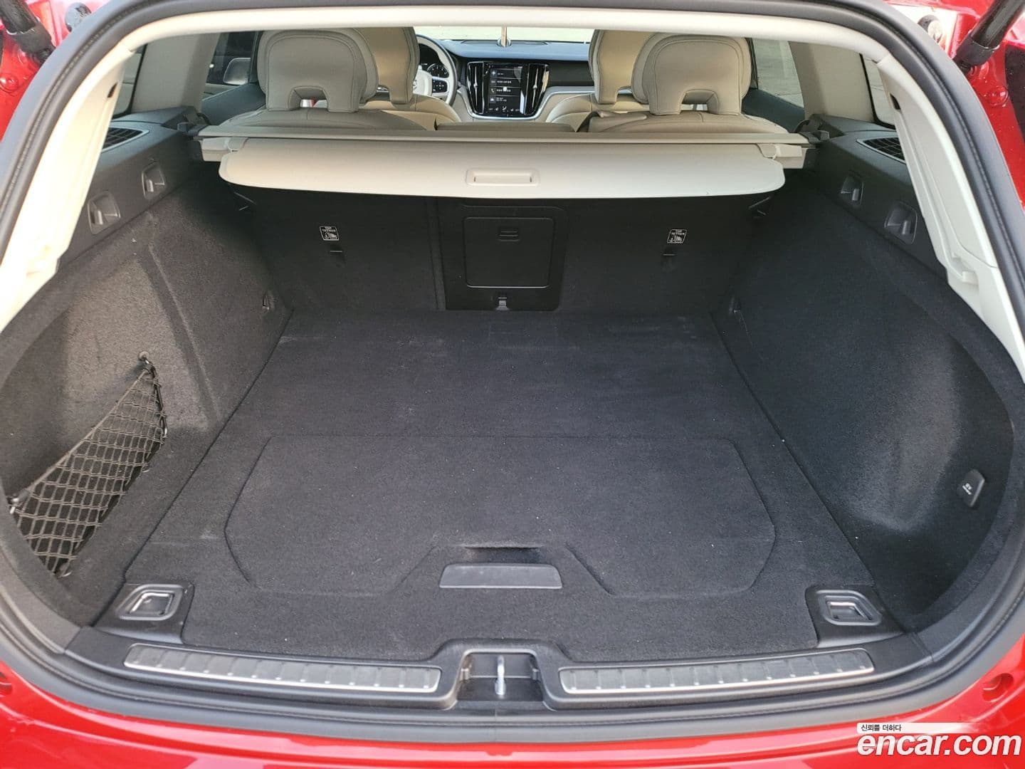 Main__Slider__Photo:V60 Volvo 2022.1-10