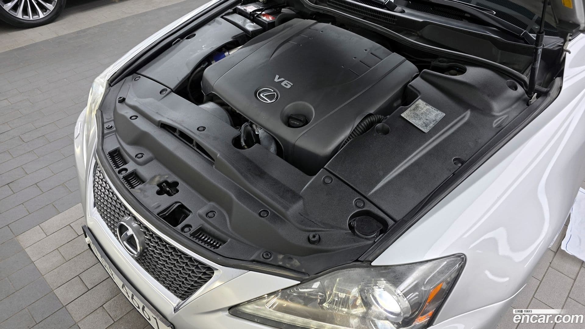 Main__Slider__Photo:IS Lexus 2013.4-5