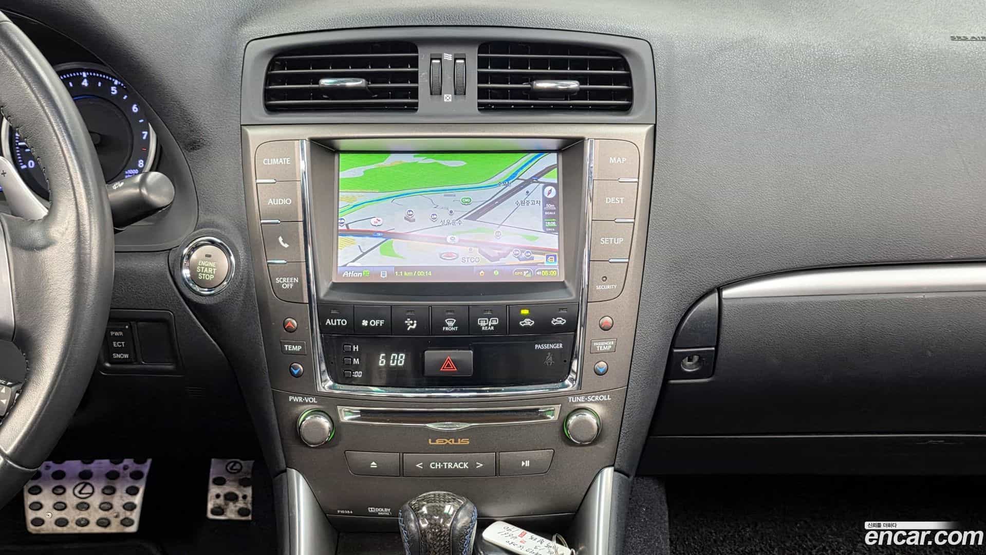 IS Lexus 2013.4-OPTION-018