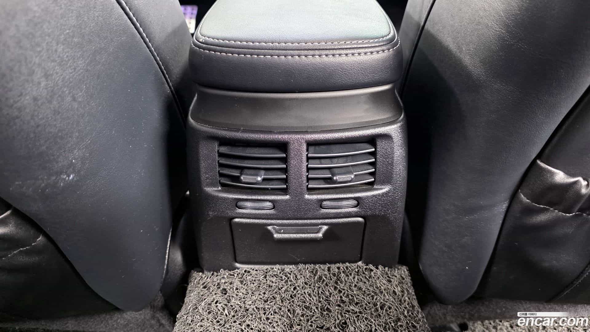 IS Lexus 2013.4-OPTION-022