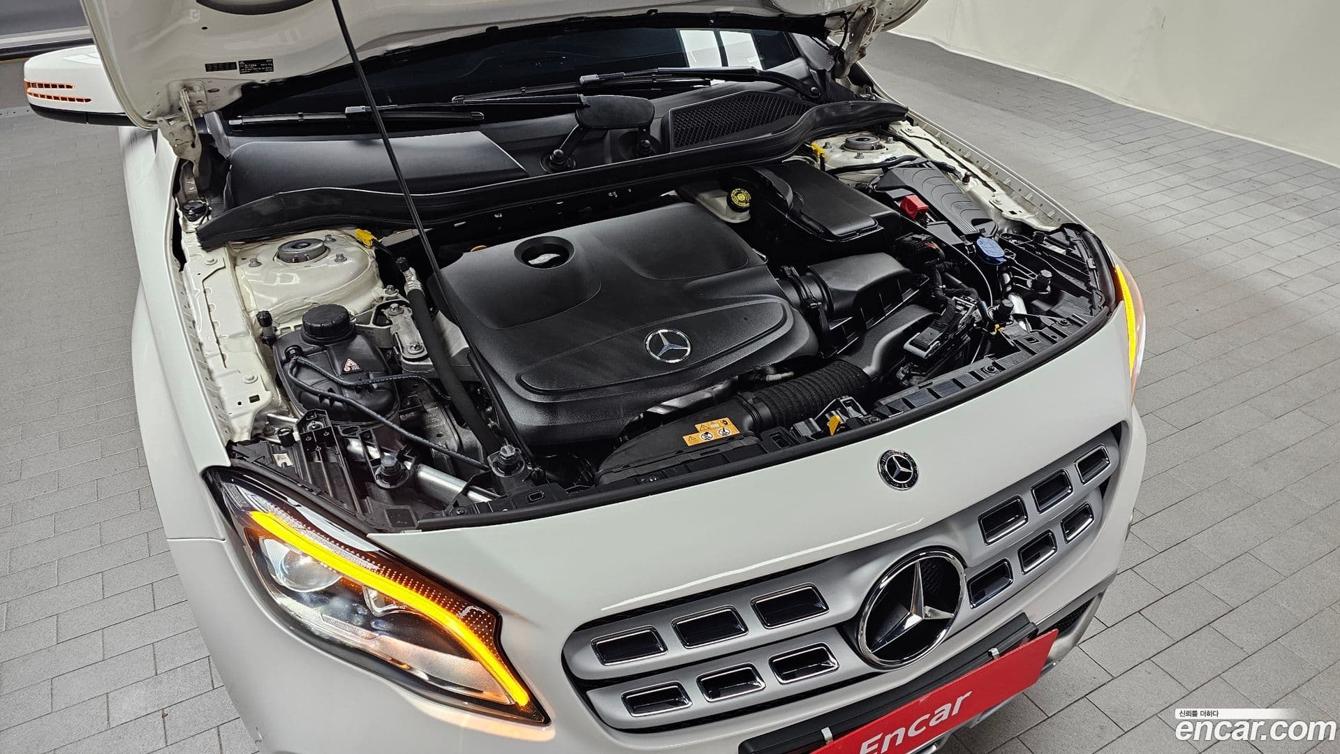 Main__Slider__Photo:GLA-Class Mercedes-Benz 2019.6-5