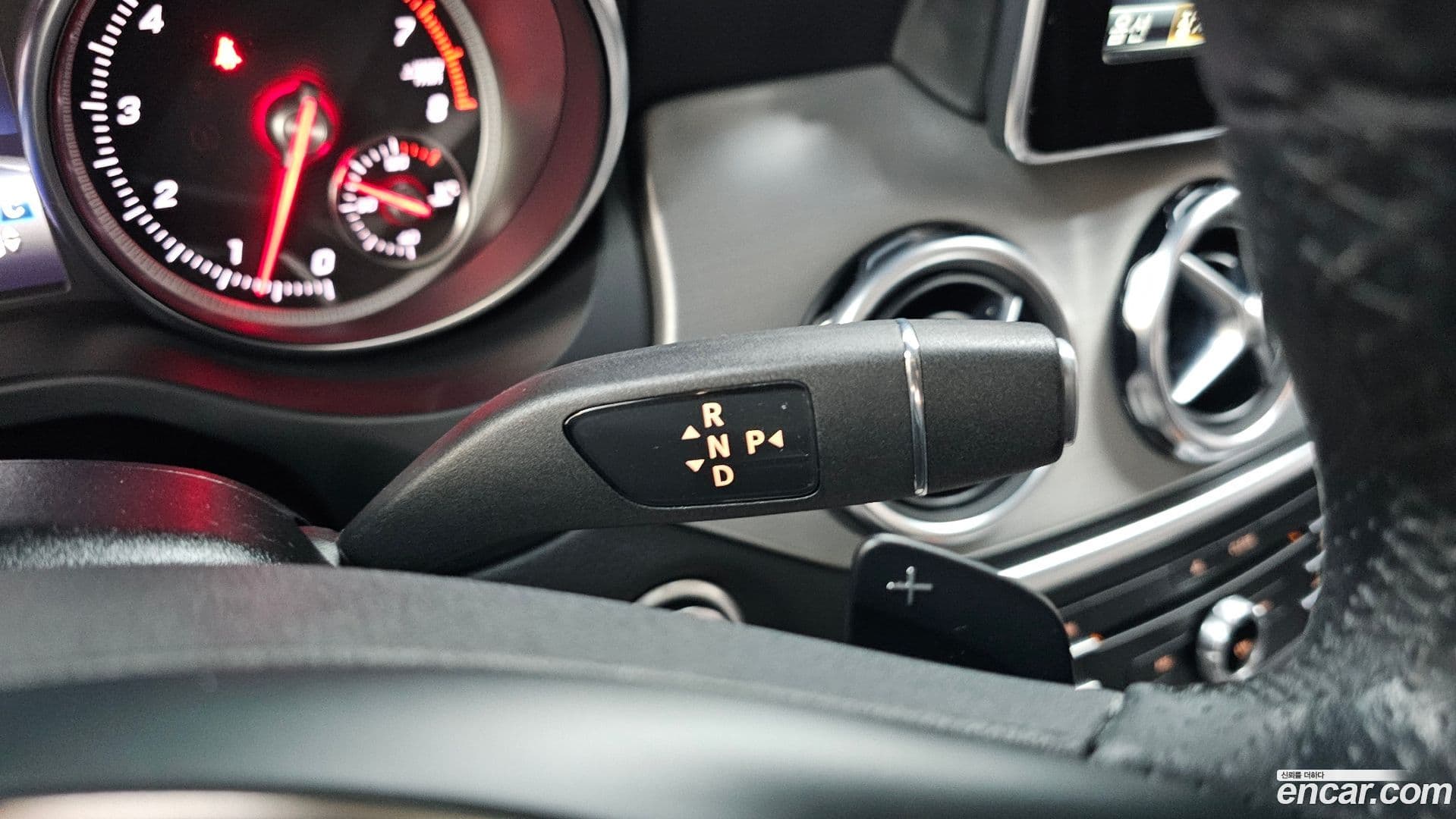 Main__Slider__Photo:GLA-Class Mercedes-Benz 2019.6-8