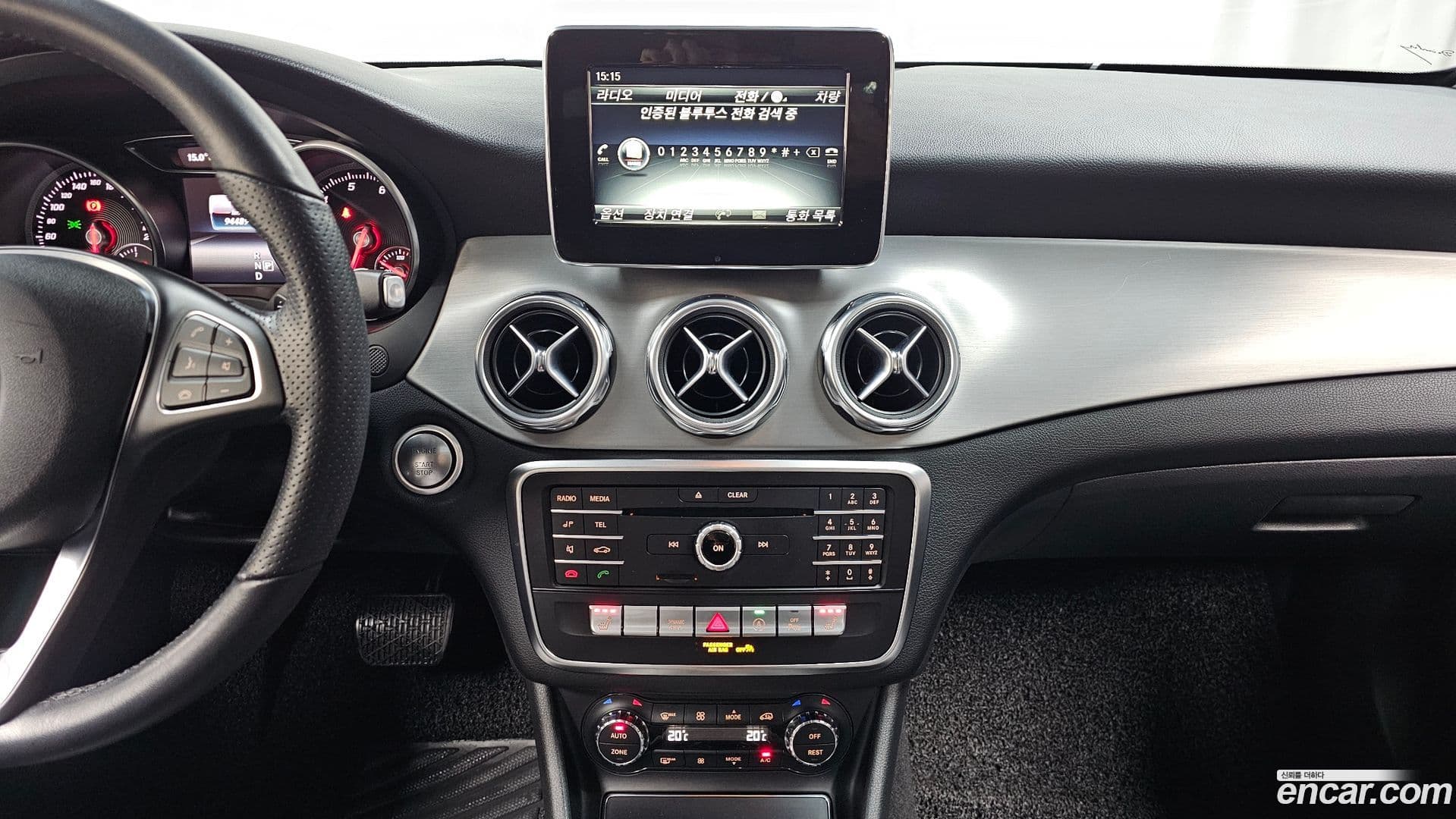 Main__Slider__Photo:GLA-Class Mercedes-Benz 2019.6-15