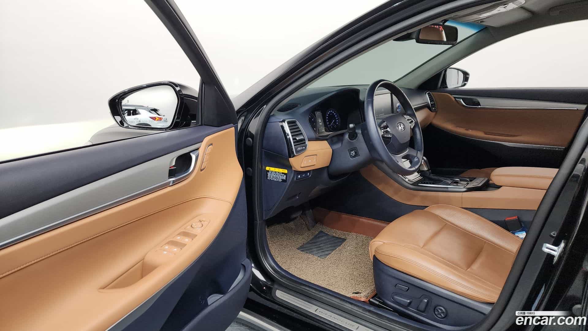 Grandeur Hyundai 2019.3-INNER-010