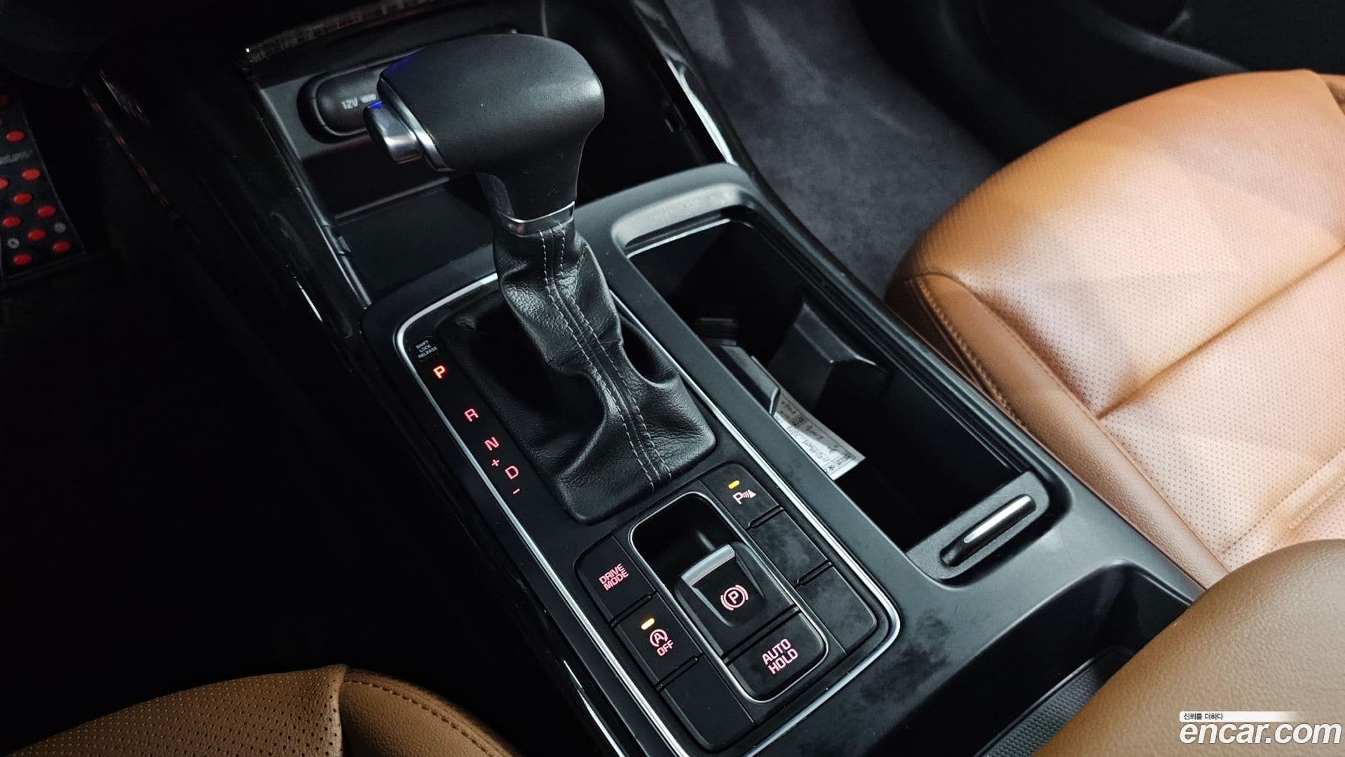 Main__Slider__Photo:Sorento Kia 2017.9-8