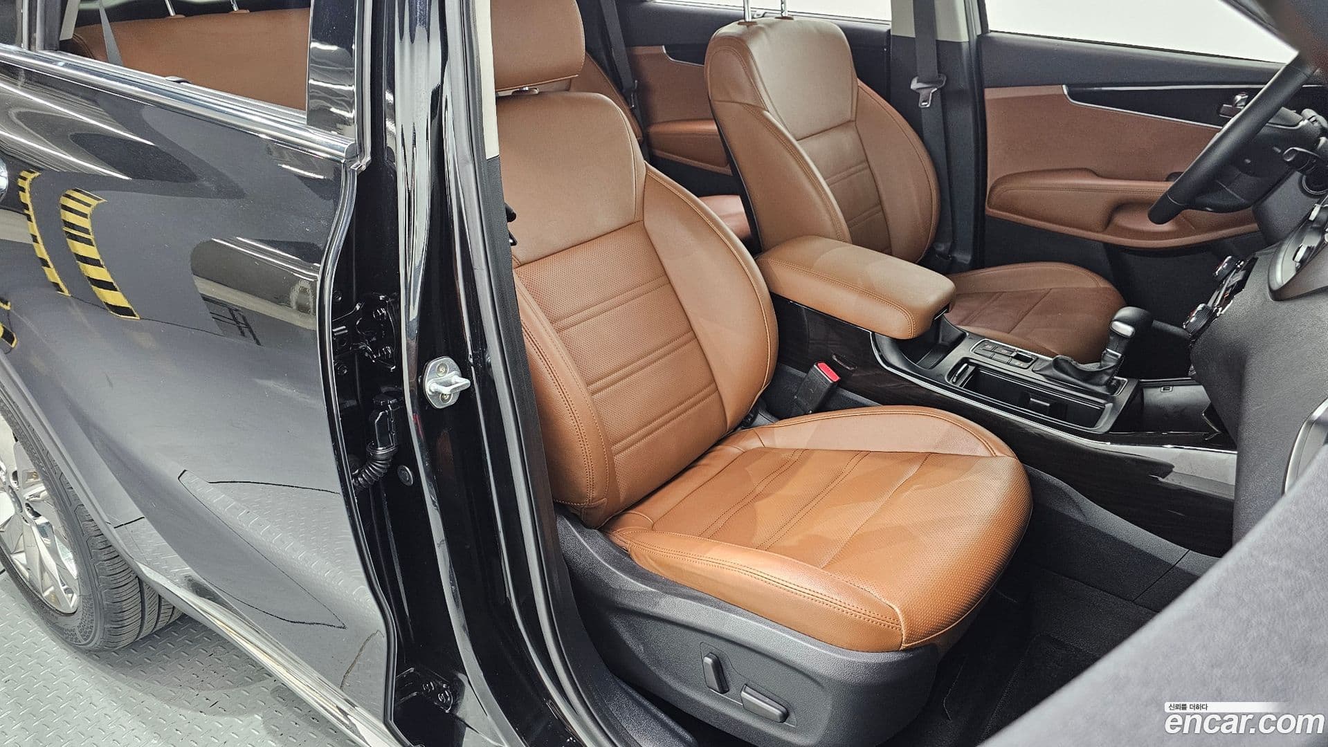 Main__Slider__Photo:Sorento Kia 2017.9-10