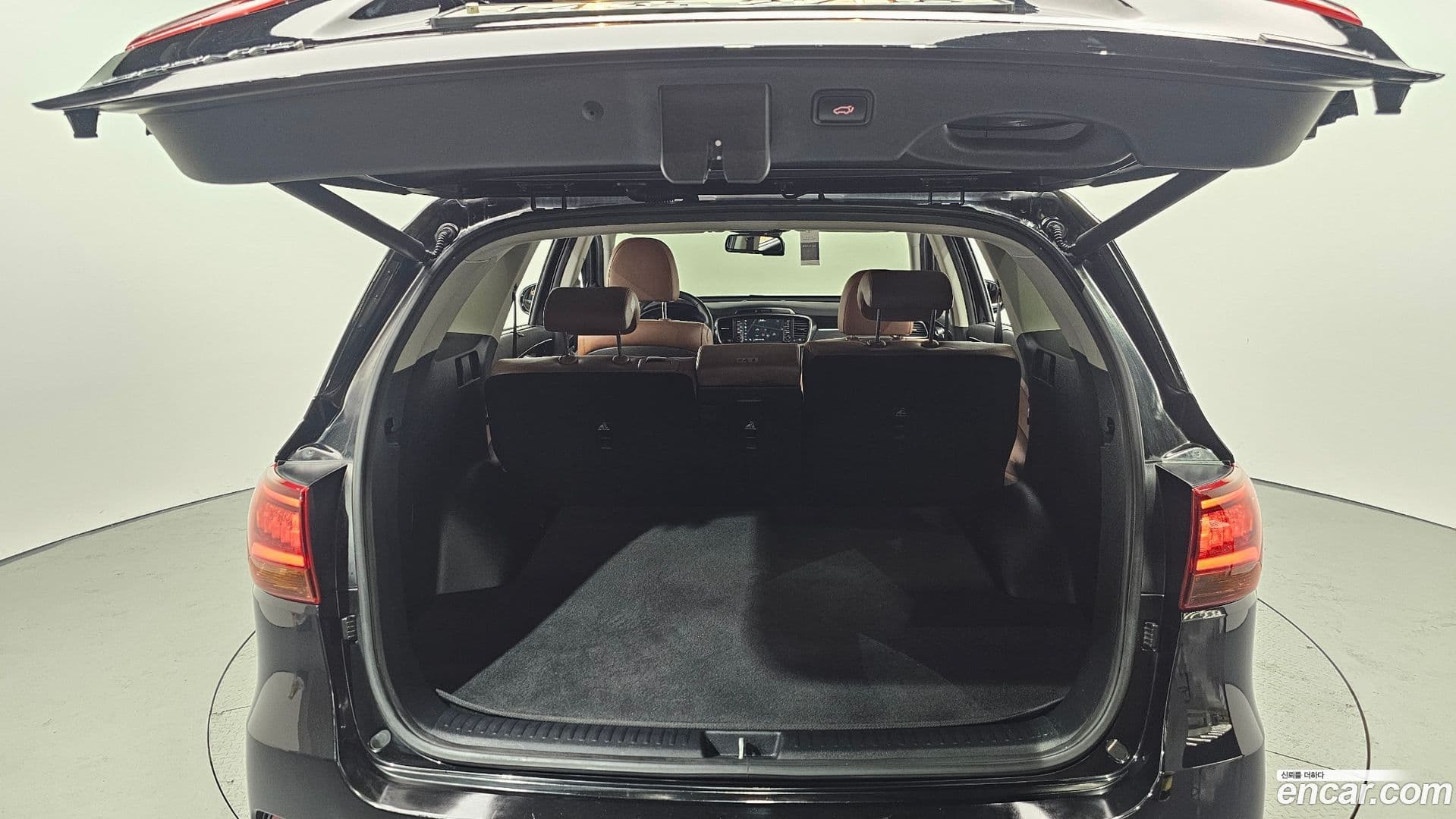 Main__Slider__Photo:Sorento Kia 2017.9-19