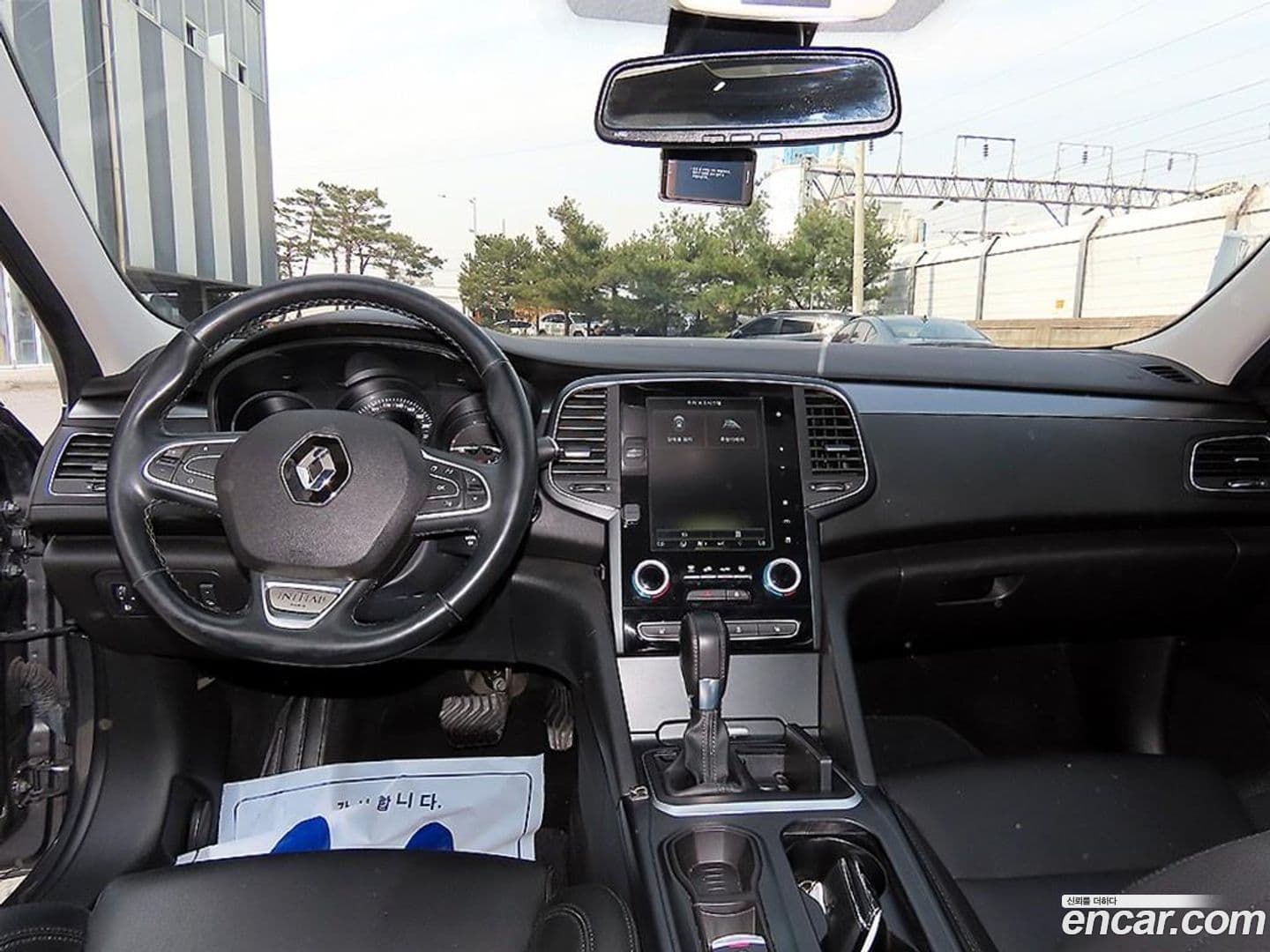 Main__Slider__Photo:SM6 Renault-KoreaSamsung 2018.4-6