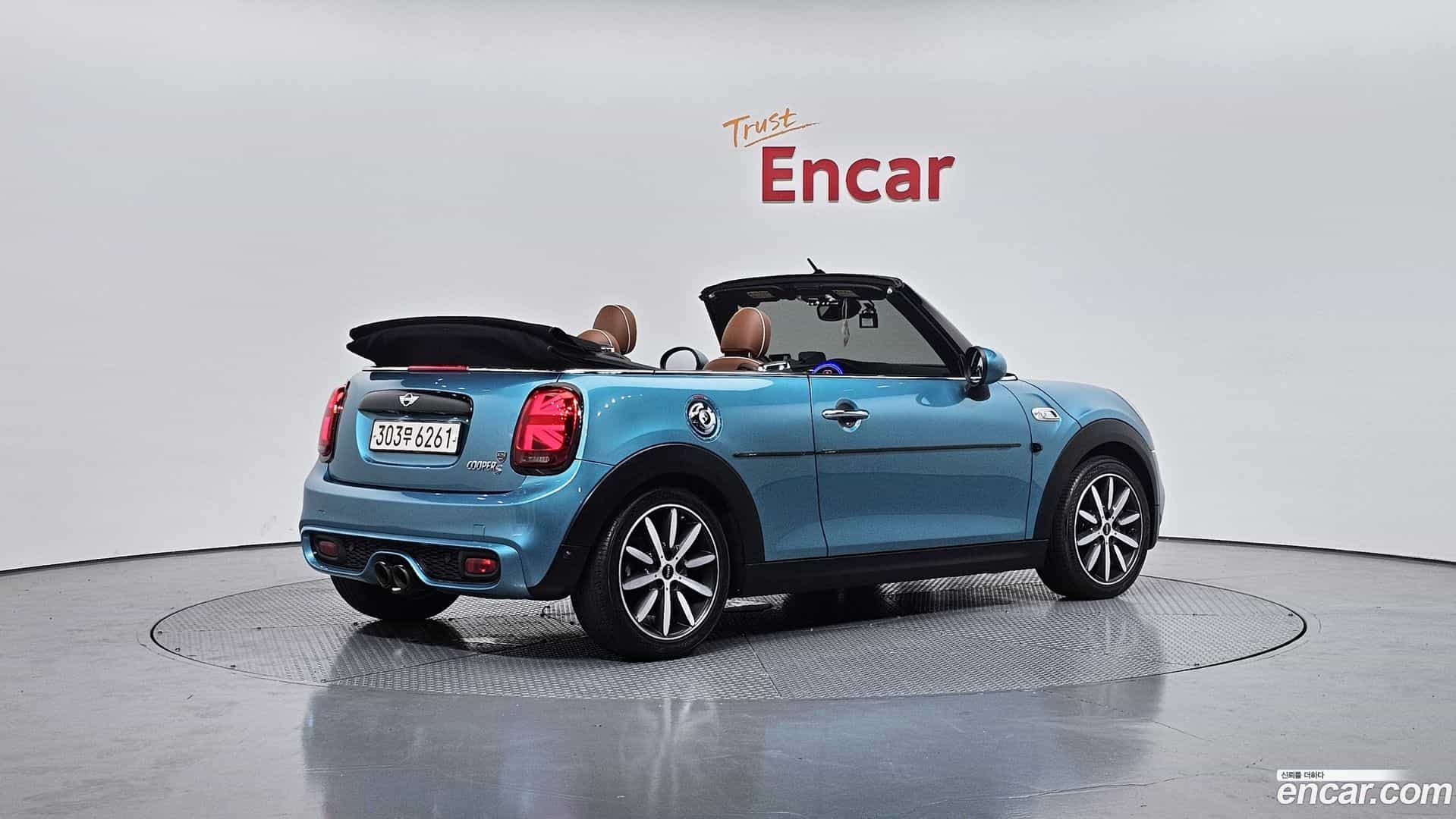 Cooper Convertible Mini 2017.3-OUTER-002