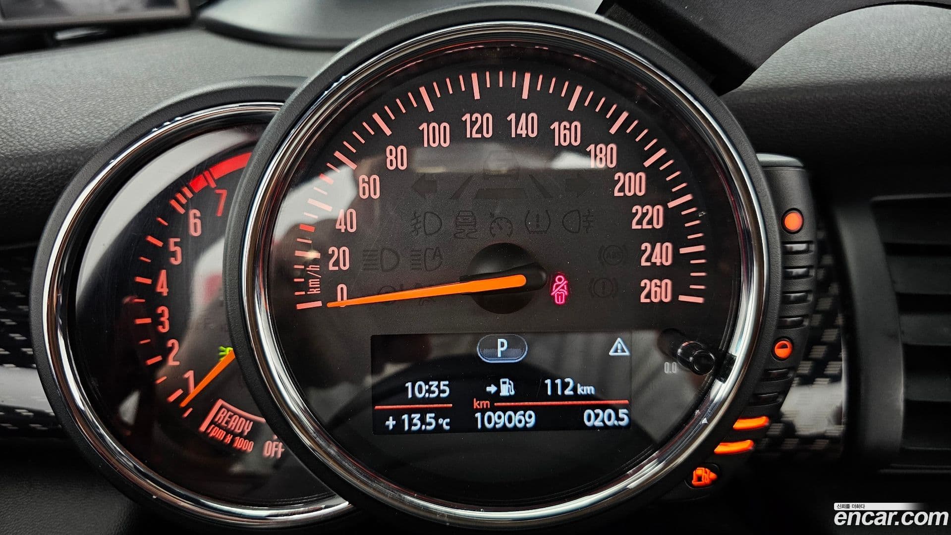 Main__Slider__Photo:Cooper Convertible Mini 2017.3-7