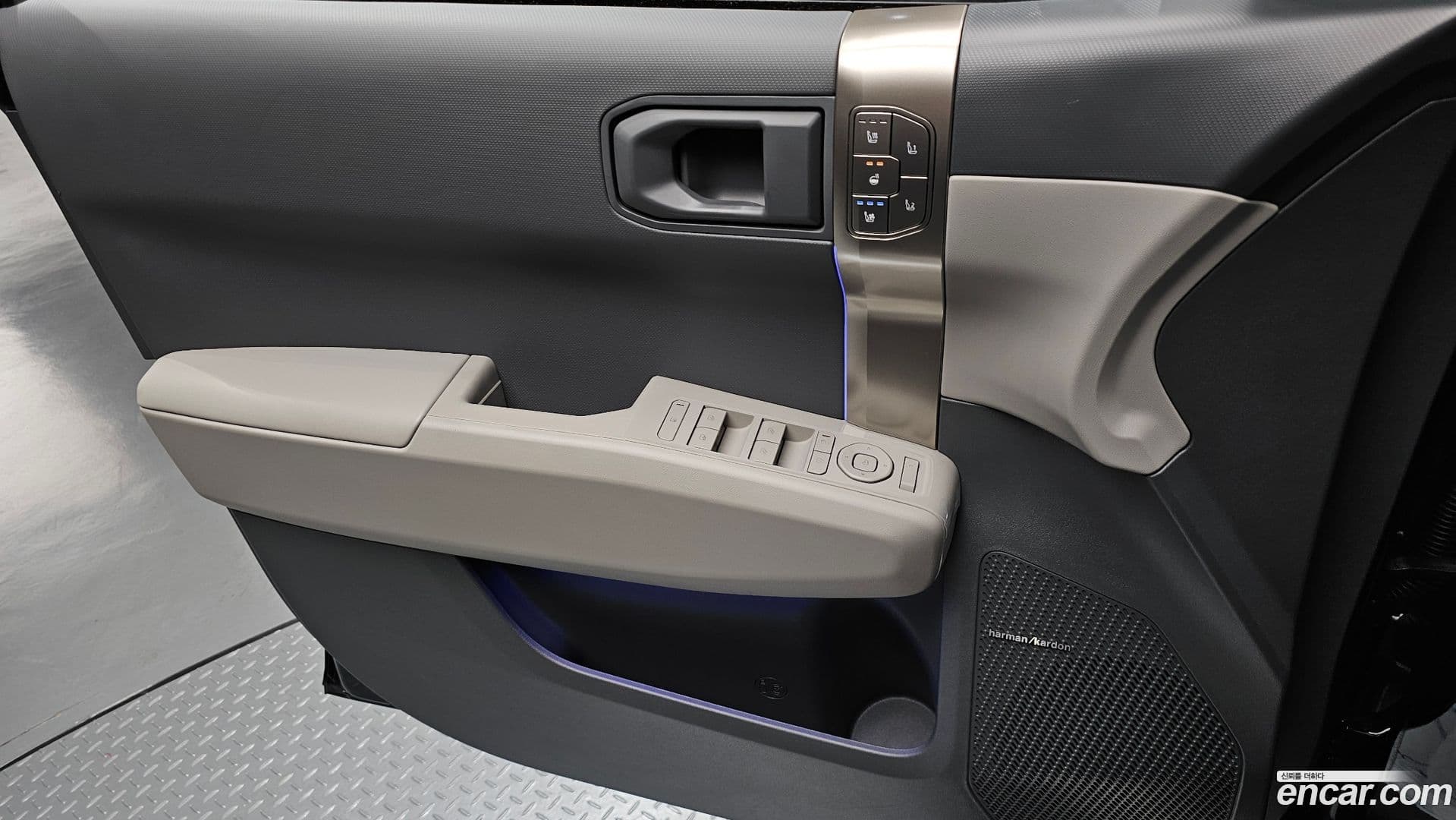 Main__Slider__Photo:EV3 Kia 2025.1-13