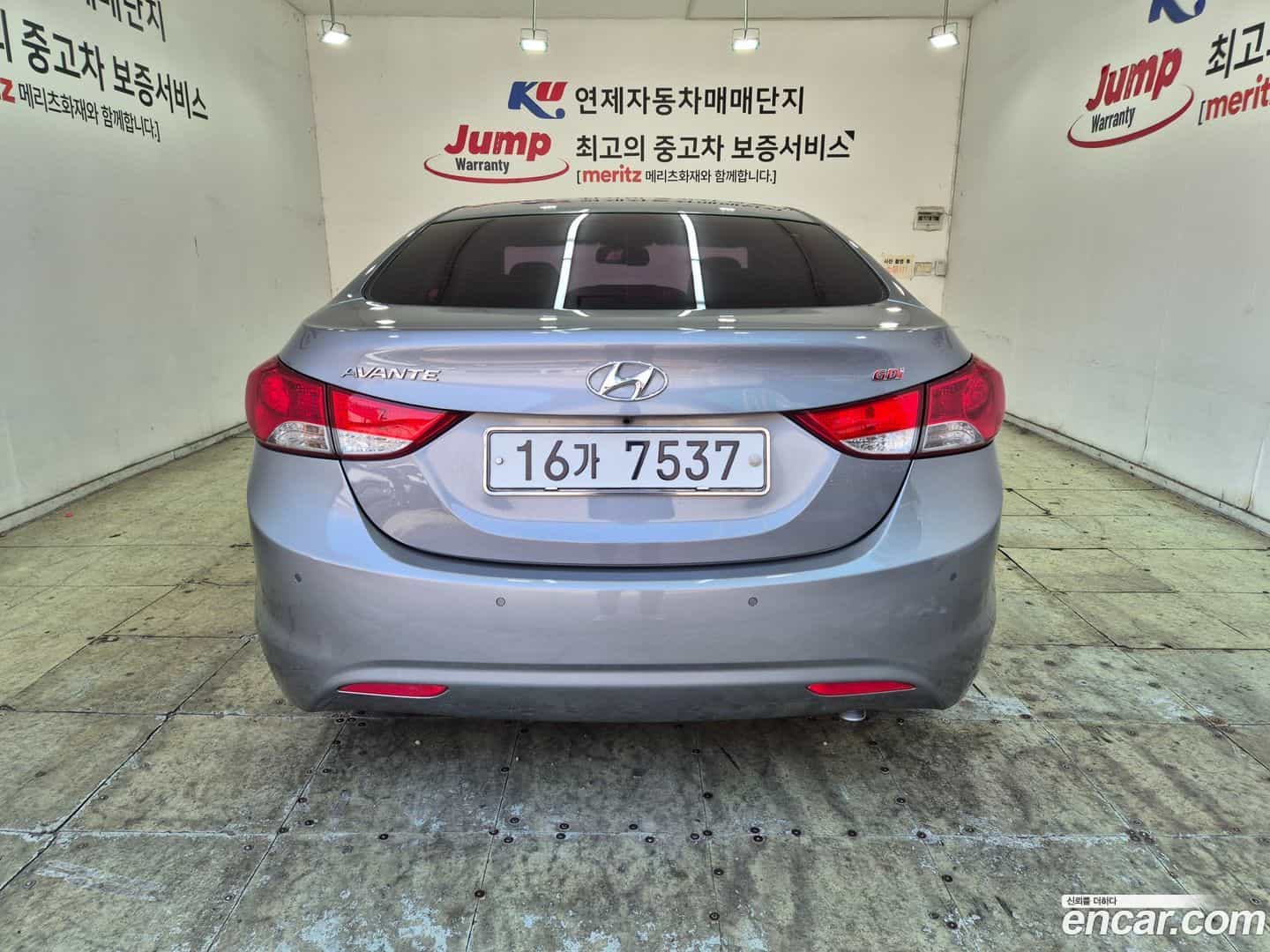 AVANTE Hyundai 2013.0-OUTER-004