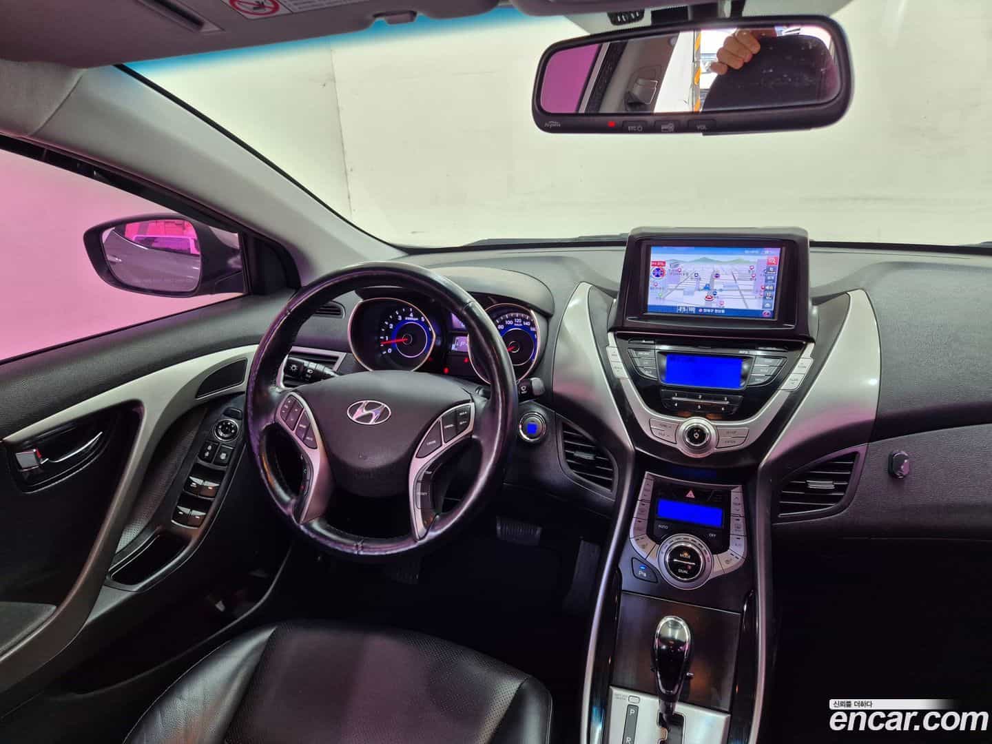 AVANTE Hyundai 2013.0-INNER-010