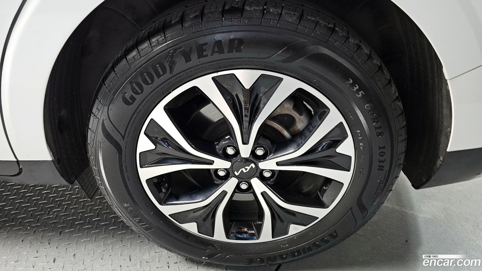 Main__Slider__Photo:Canival Kia 2023.1-4