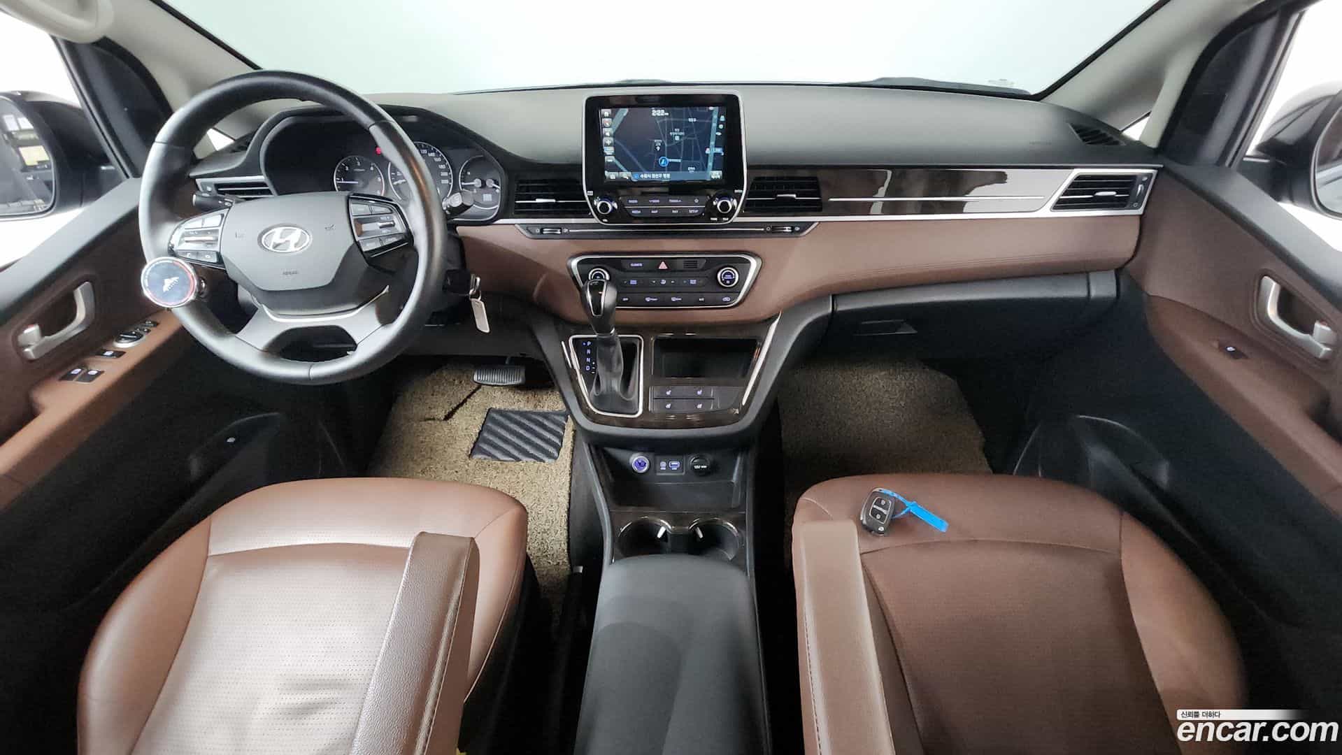 Starex Hyundai 2019.10-INNER-007