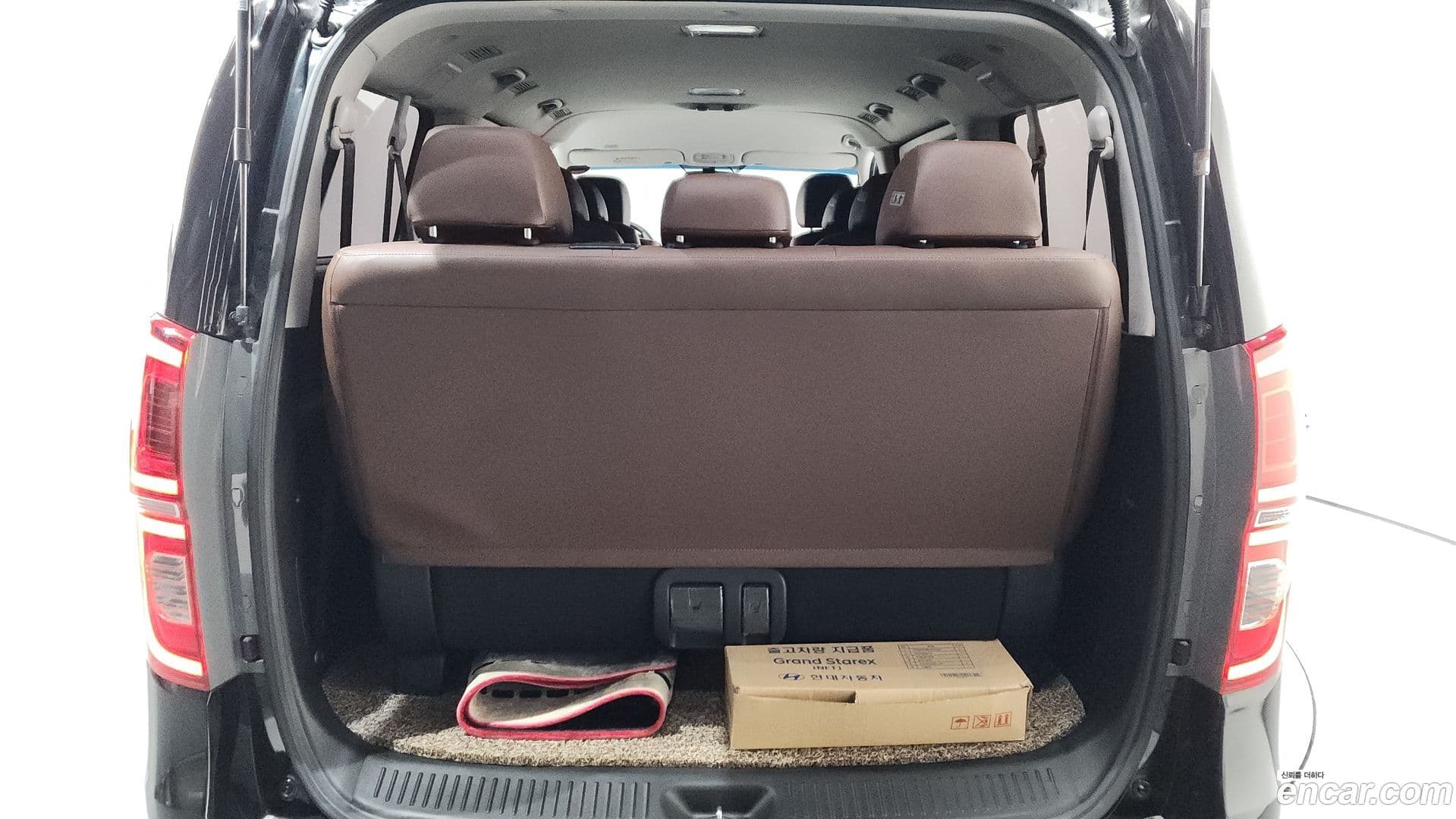 Main__Slider__Photo:Starex Hyundai 2019.10-19