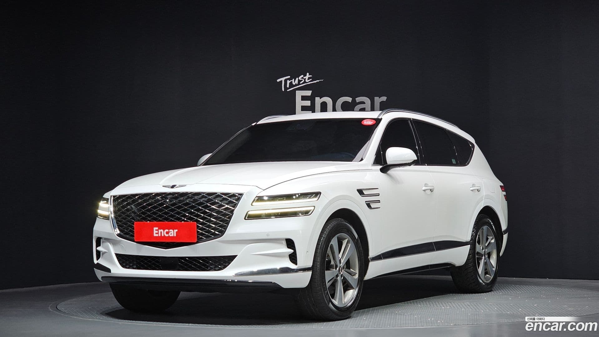 Main__Slider__Photo:GV80 Genesis 2021.1-0