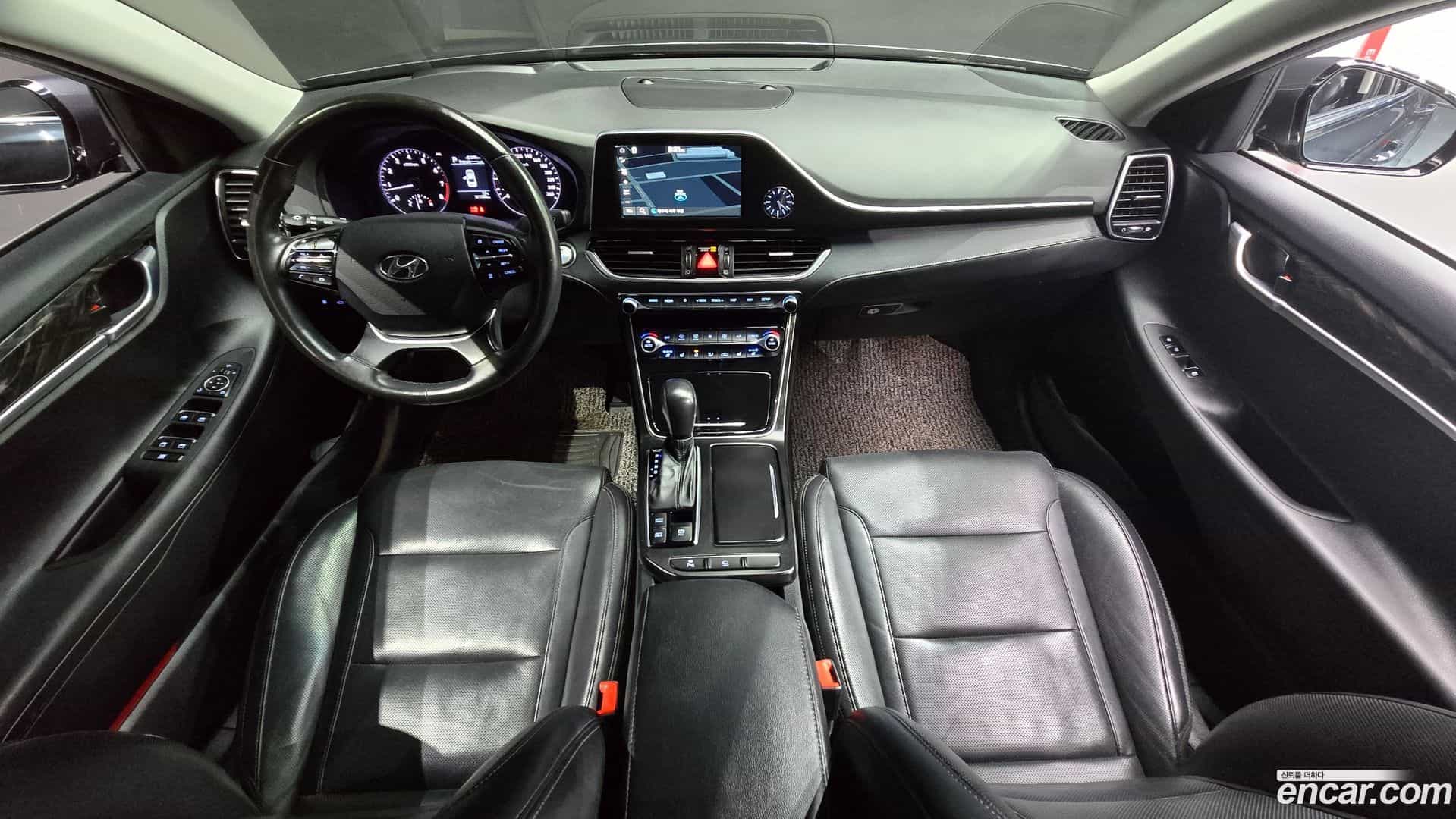 Grandeur Hyundai 2018.5-INNER-007