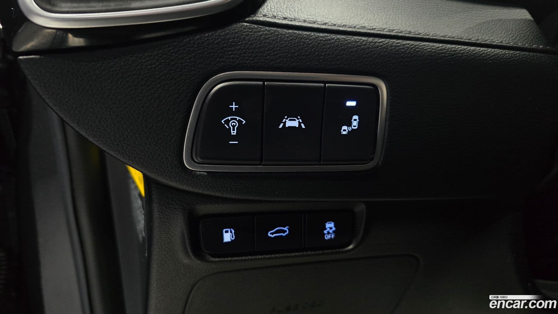 Main__Slider__Photo:Grandeur Hyundai 2018.5-13