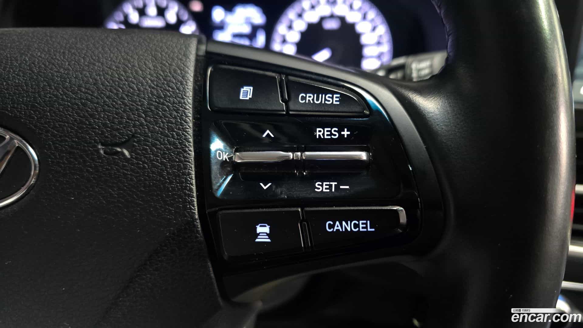 Grandeur Hyundai 2018.5-OPTION-022