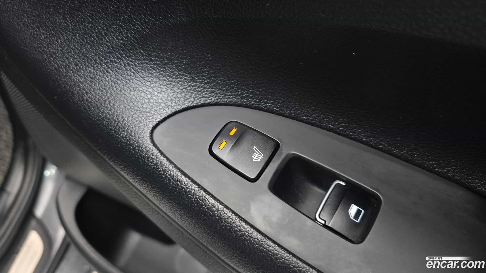 Grandeur Hyundai 2018.5-OPTION-023