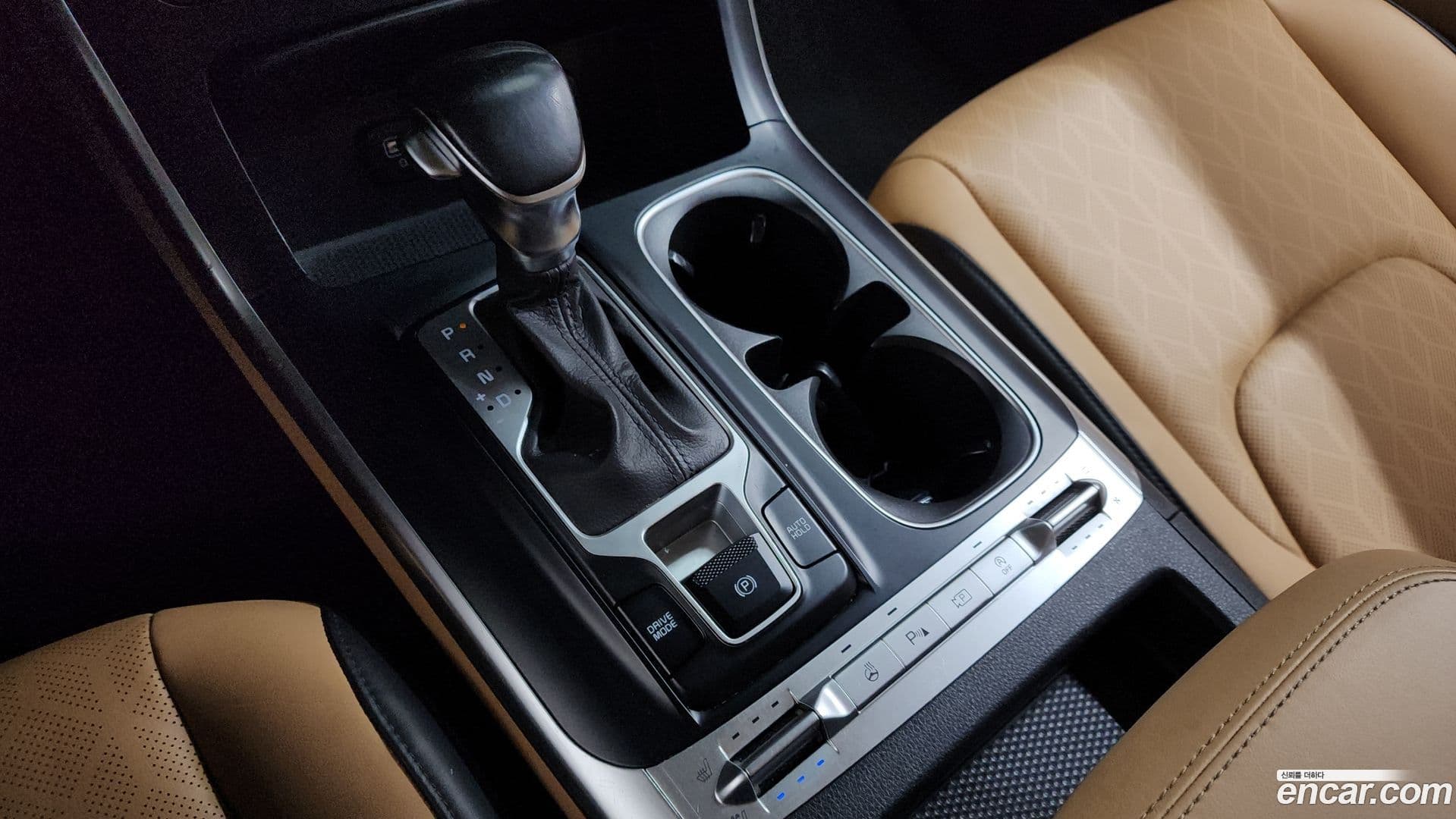 Main__Slider__Photo:Canival Kia 2021.5-8