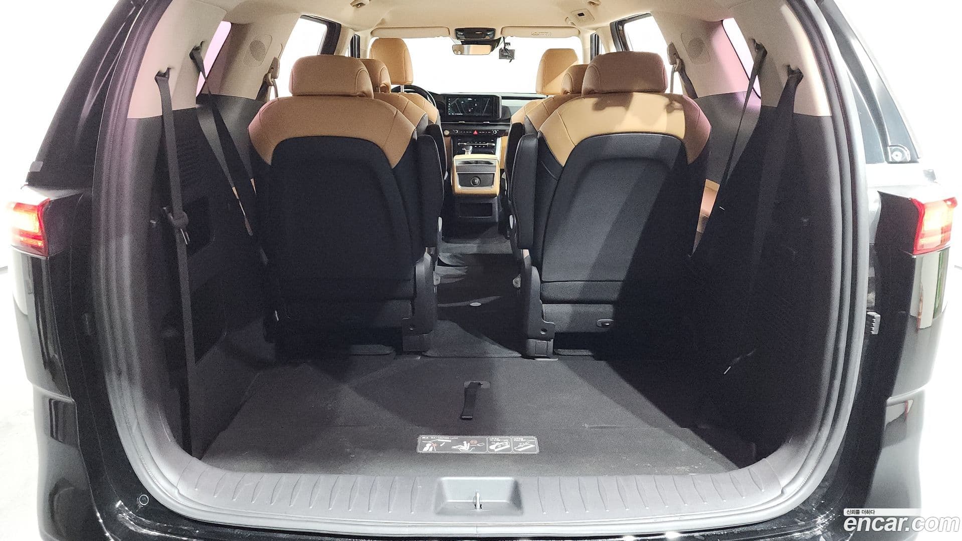 Main__Slider__Photo:Canival Kia 2021.5-19