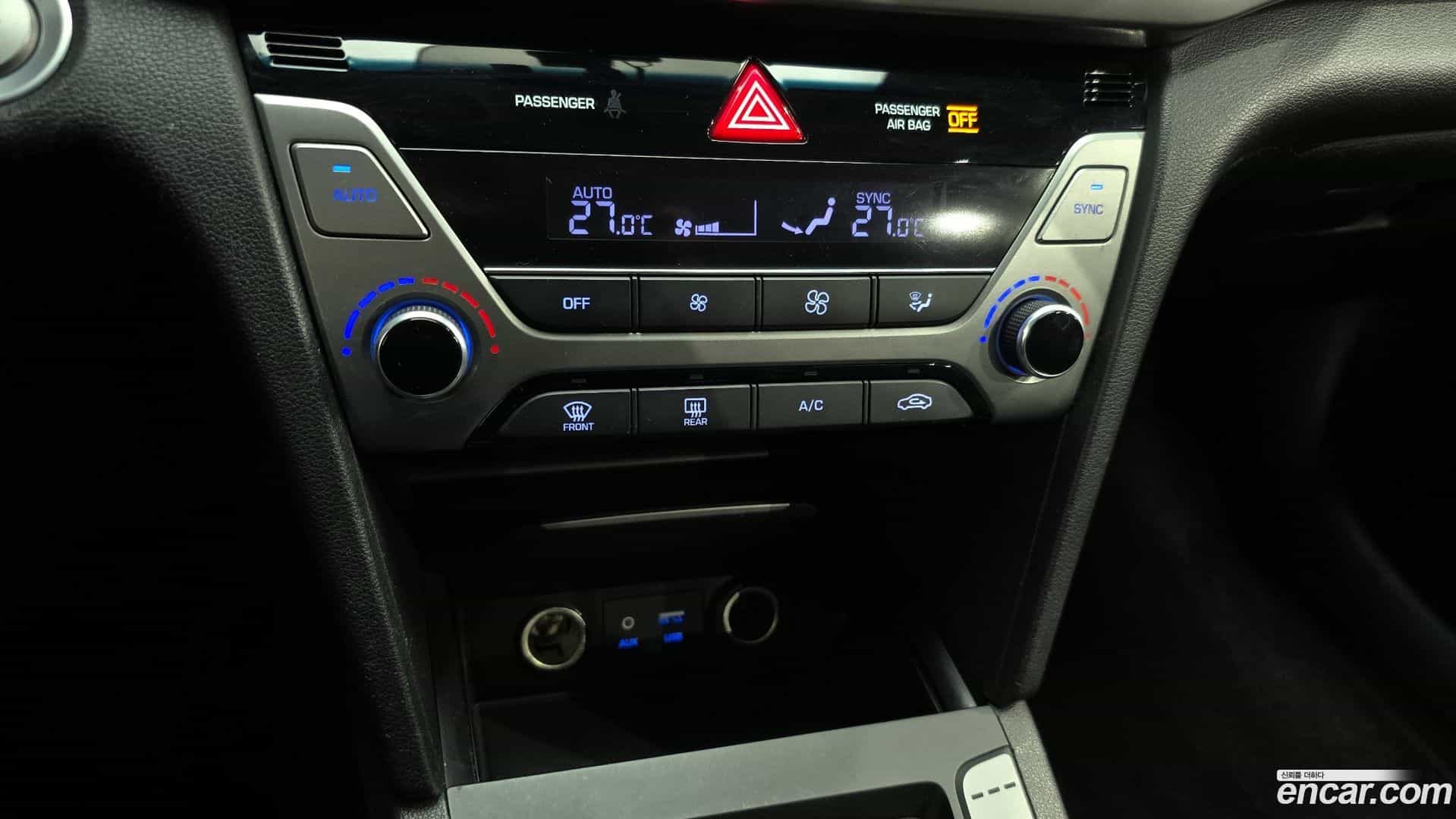 AVANTE Hyundai 2015.9-OPTION-019