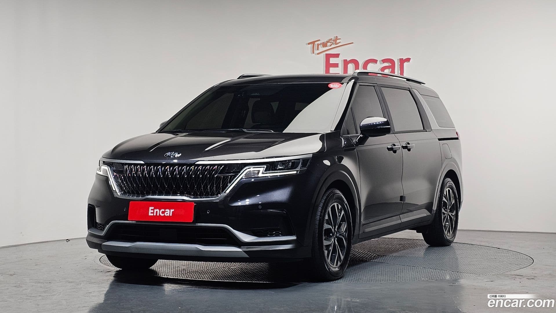 Main__Slider__Photo:Canival Kia 2021.6-0