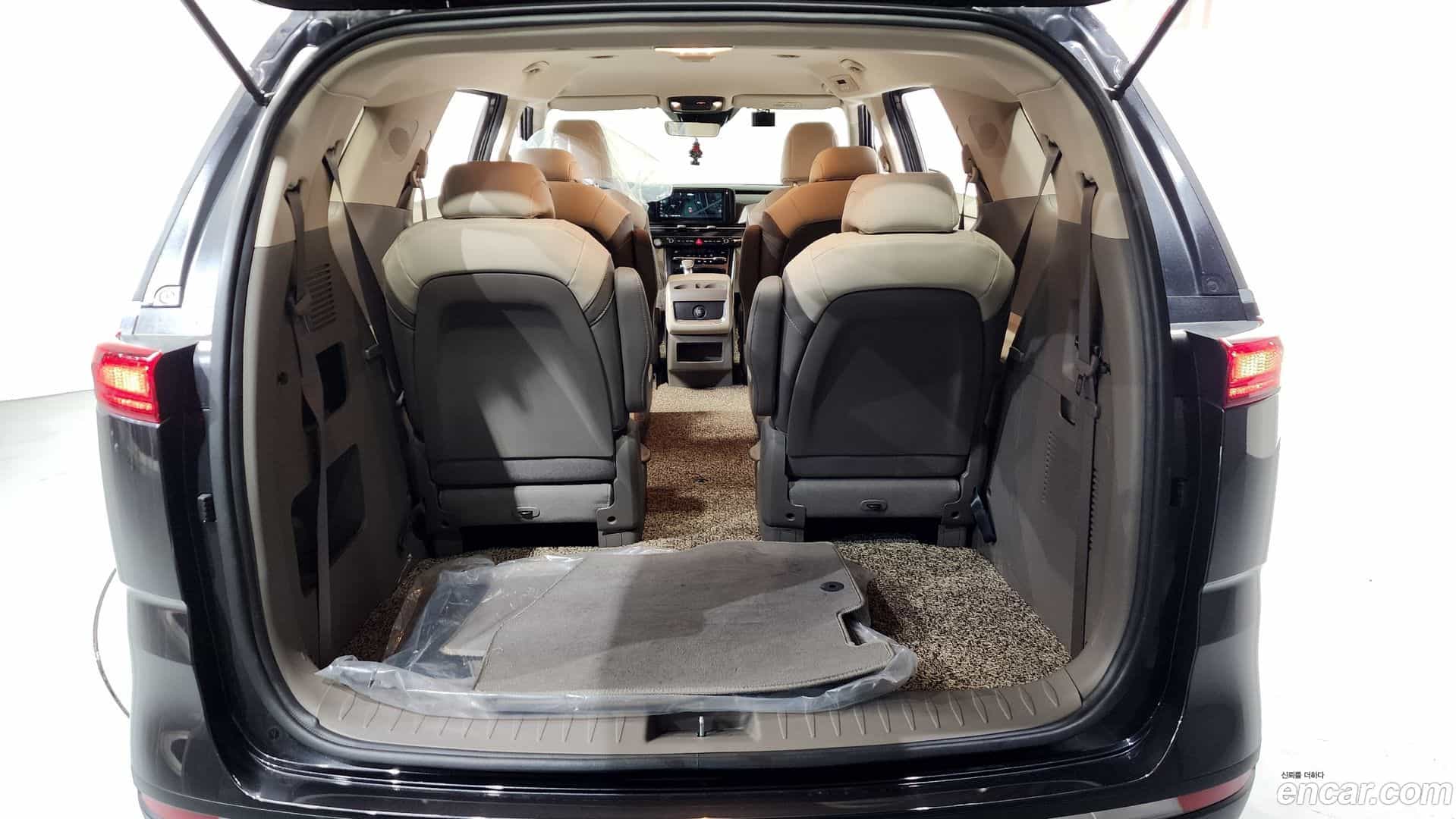 Canival Kia 2021.6-OPTION-024