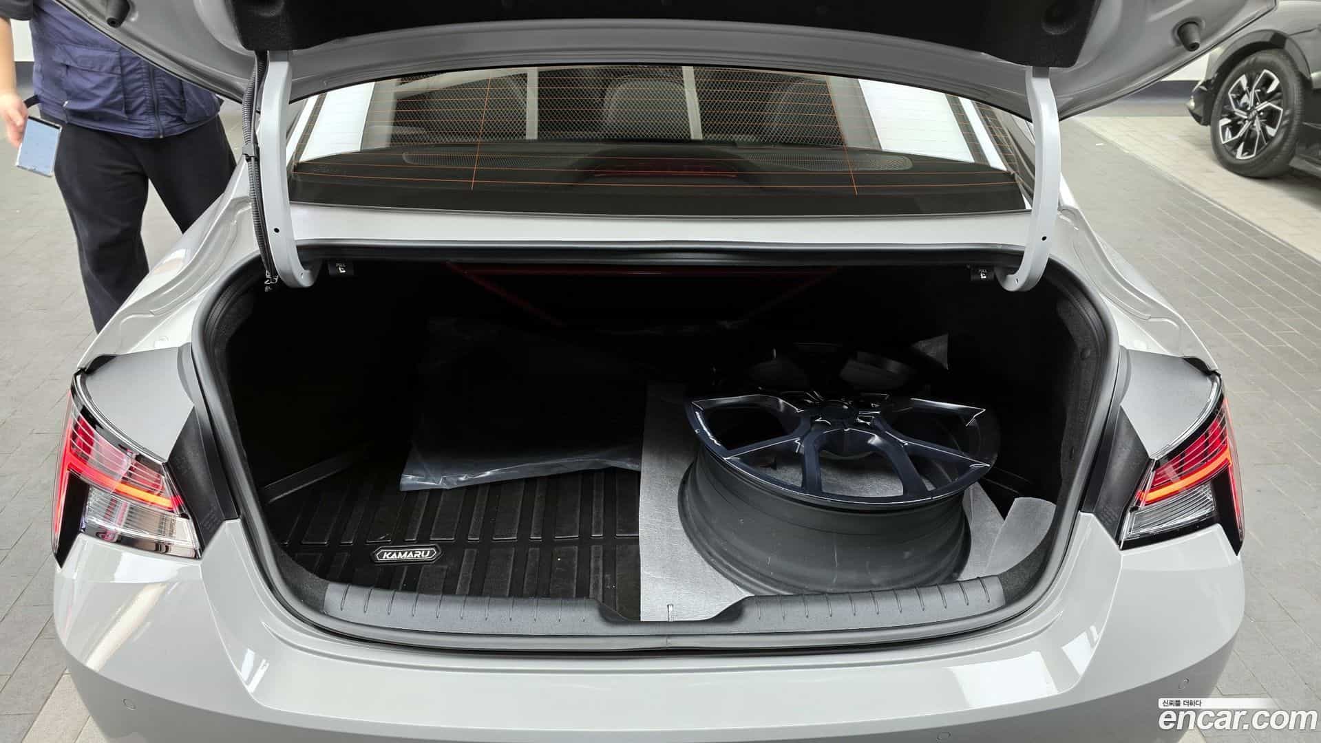 AVANTE Hyundai 2022.4-OPTION-024