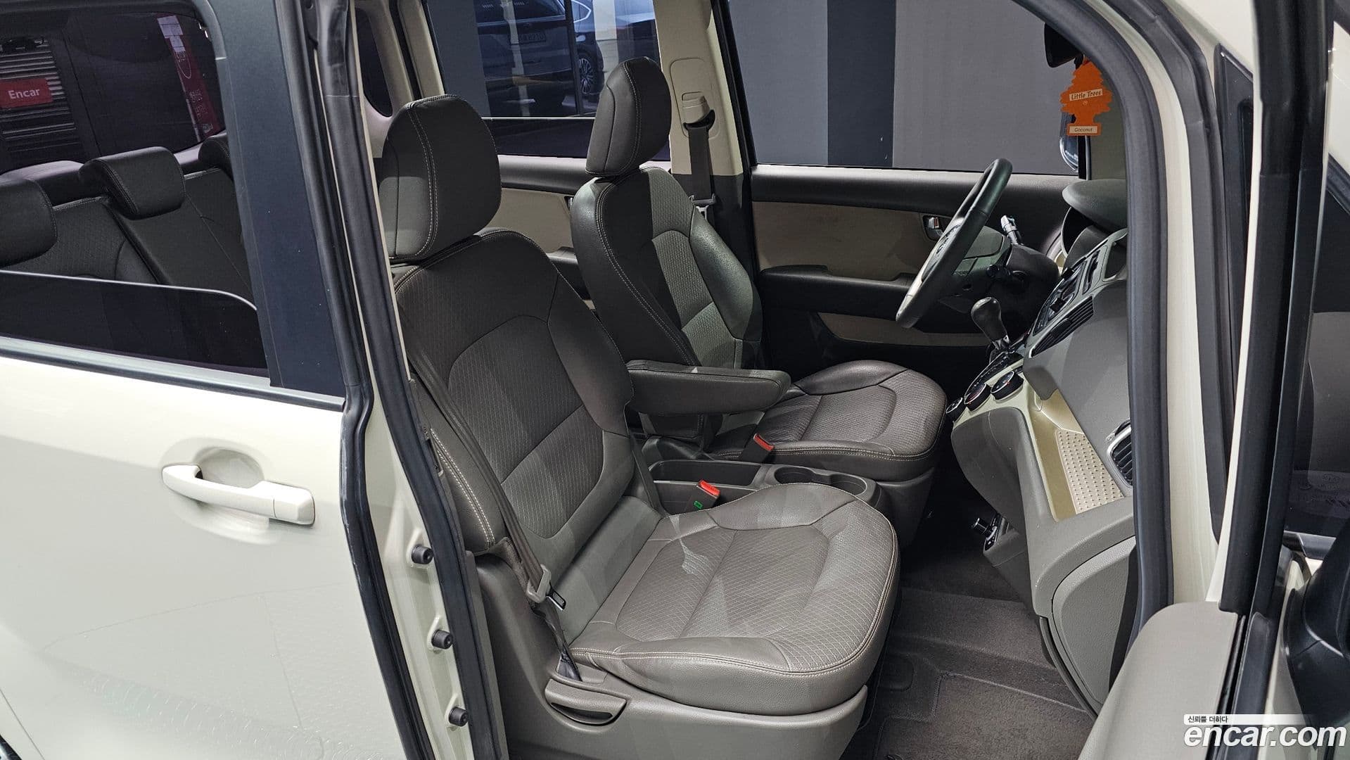 Main__Slider__Photo:RAY Kia 2012.10-9