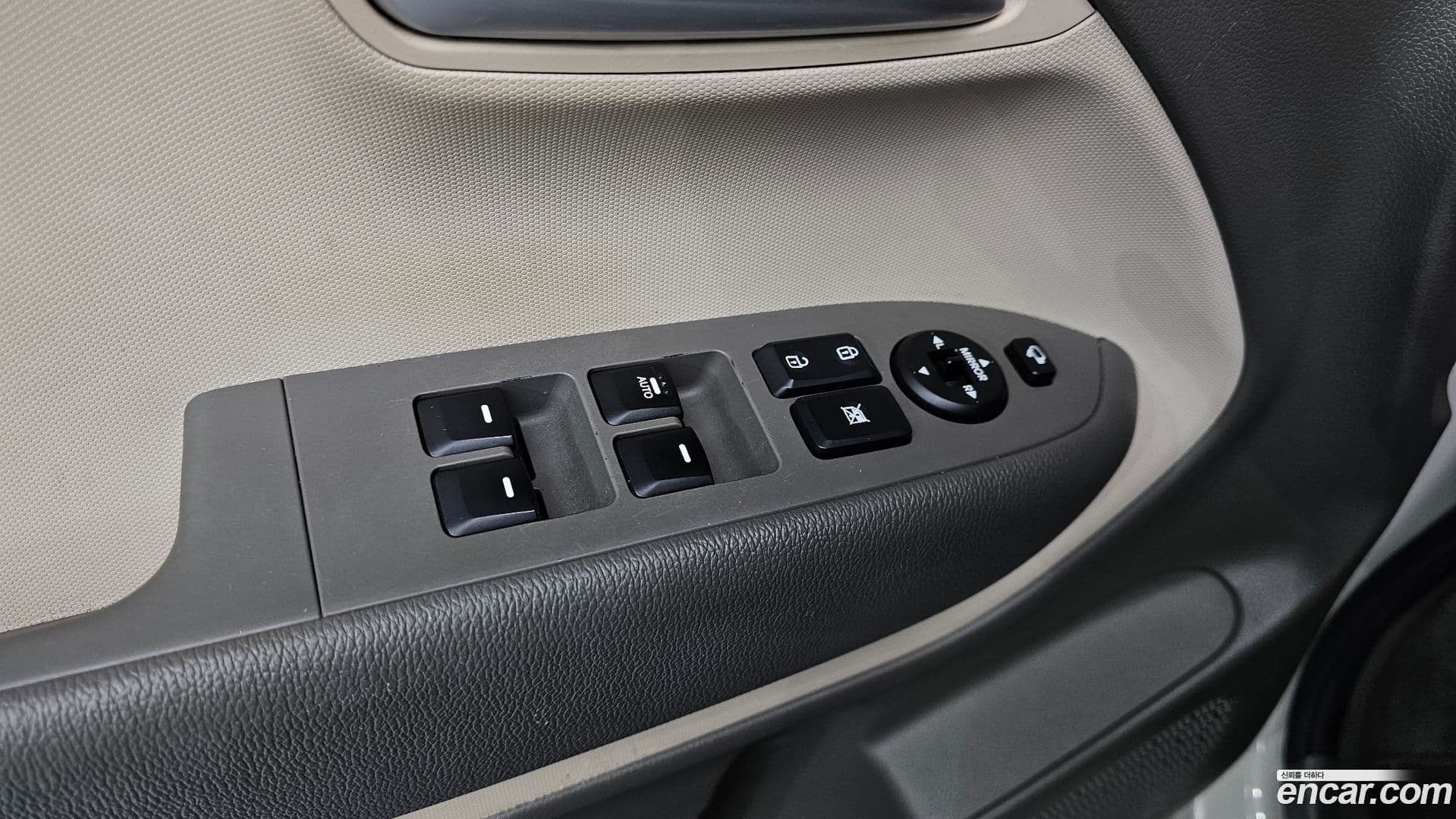 Main__Slider__Photo:RAY Kia 2012.10-17