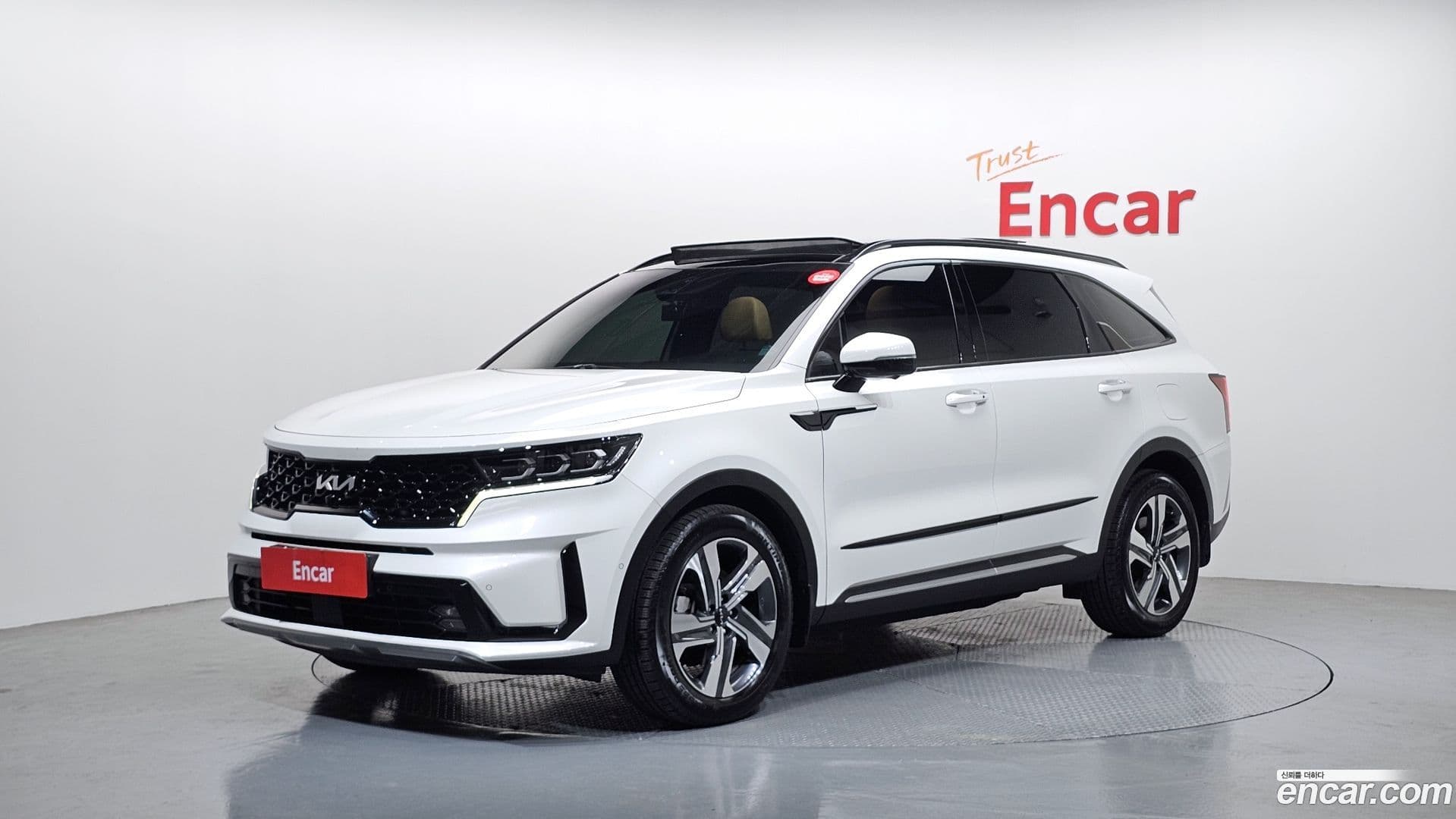 Main__Slider__Photo:Sorento Kia 2022.4-0