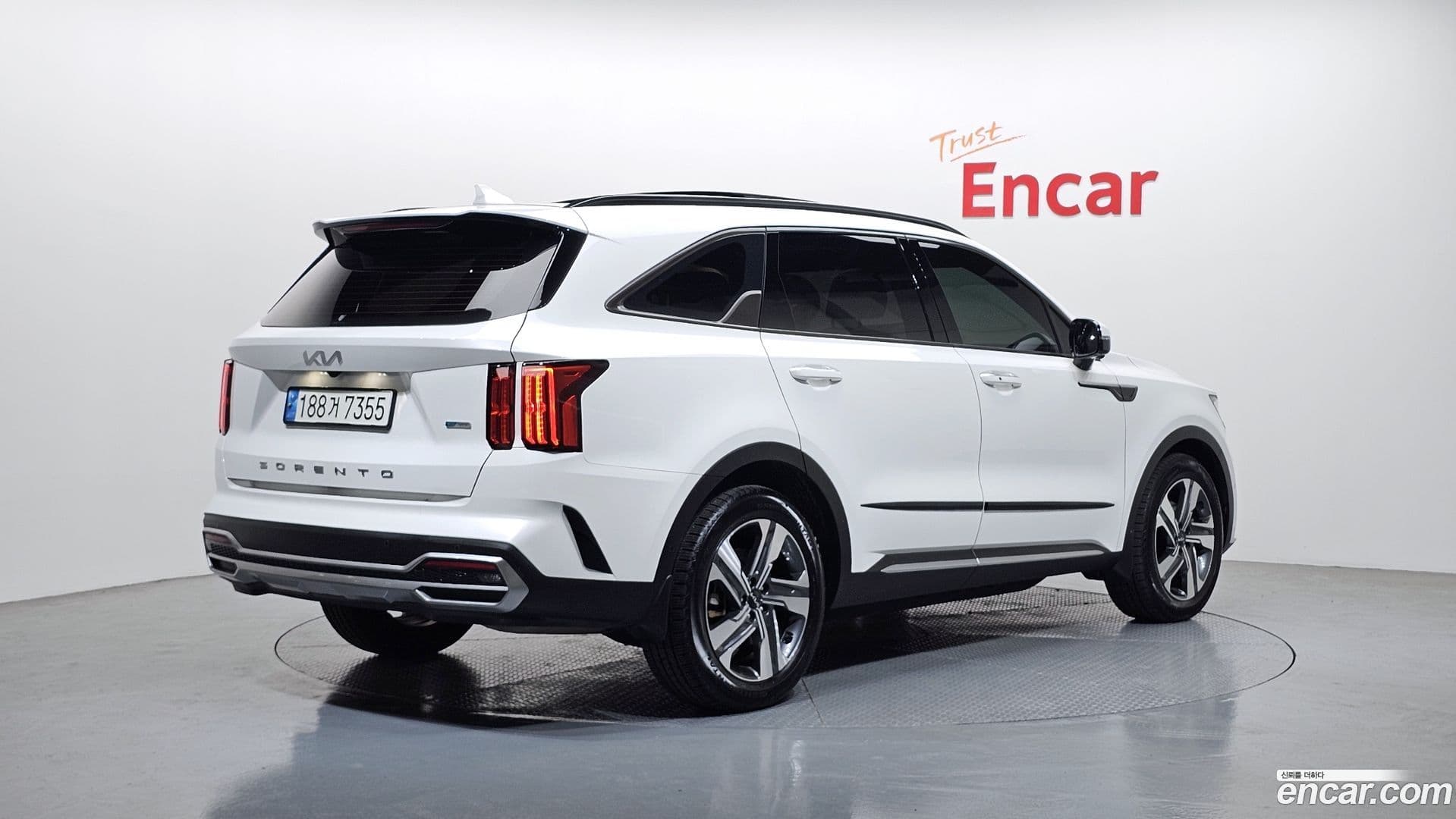 Main__Slider__Photo:Sorento Kia 2022.4-1