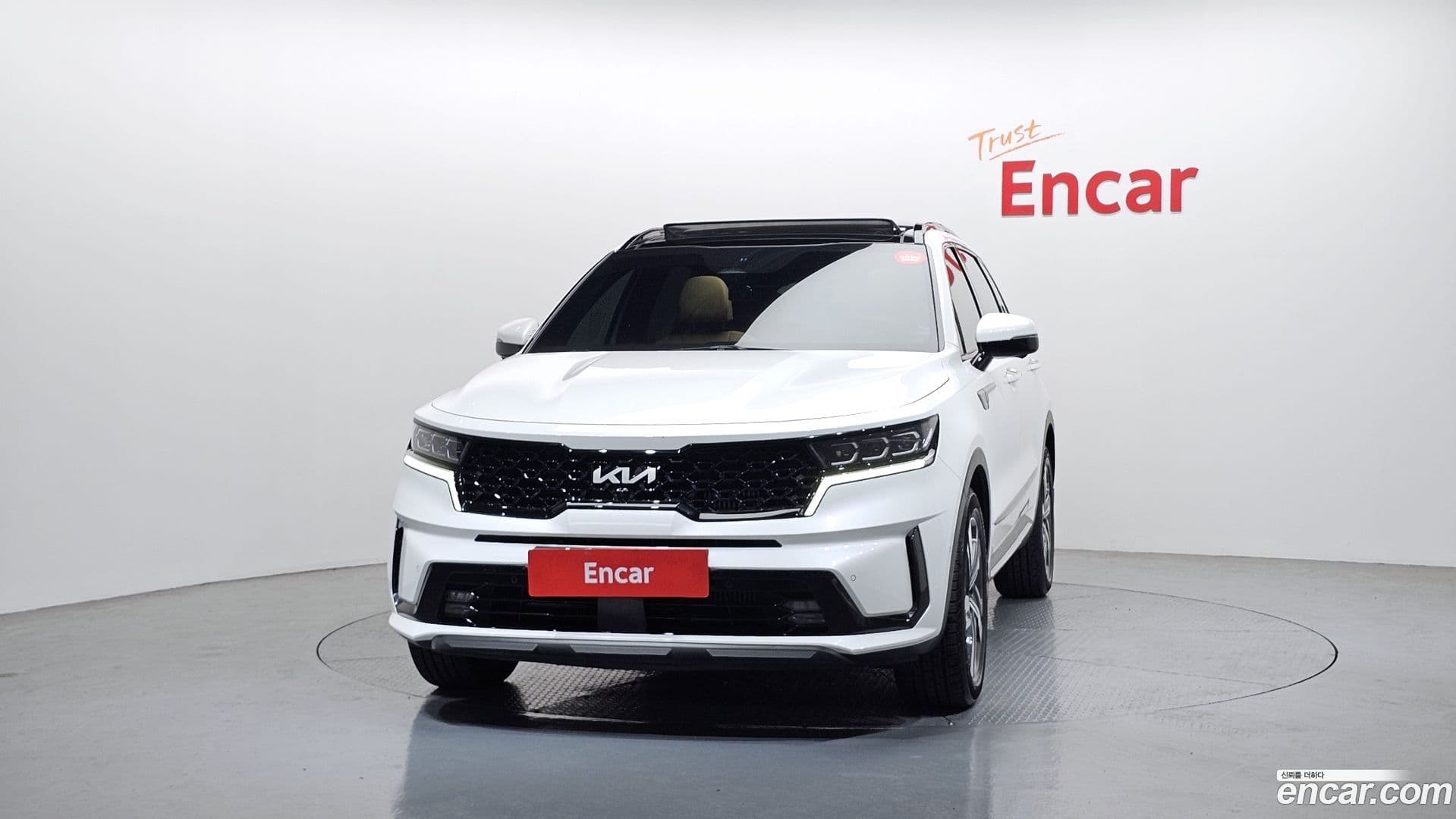 Main__Slider__Photo:Sorento Kia 2022.4-2