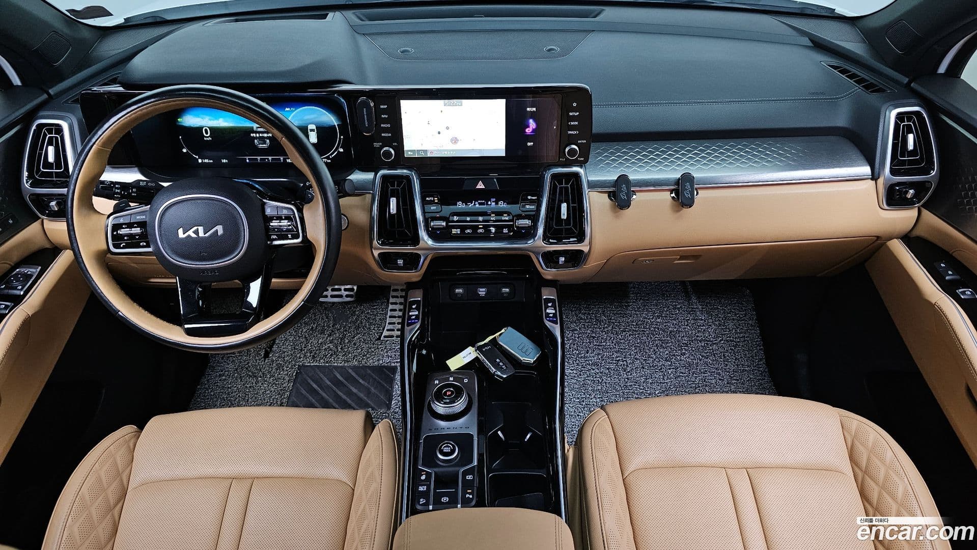 Main__Slider__Photo:Sorento Kia 2022.4-6