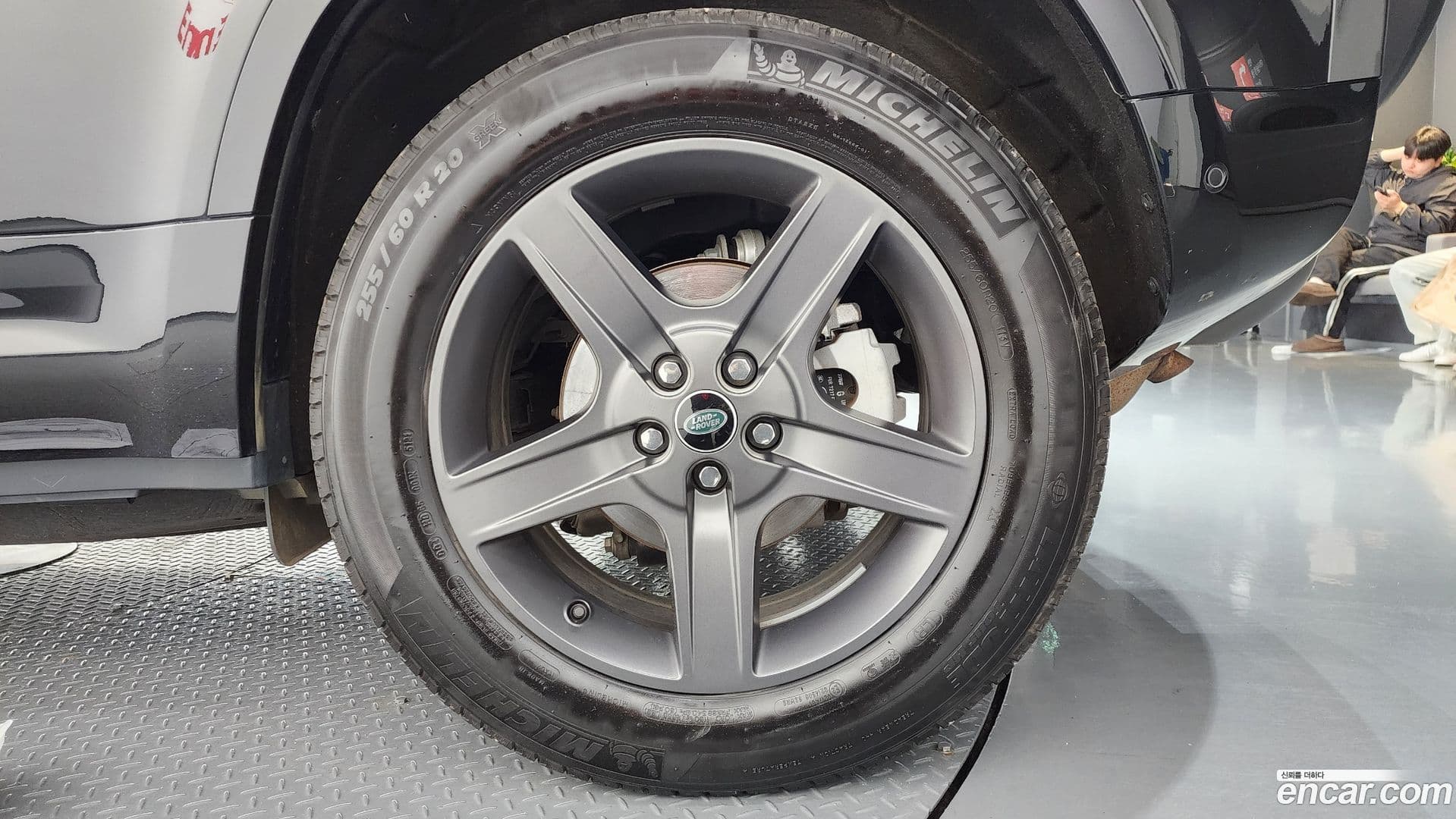 Main__Slider__Photo:Defender Land Rover 2022.6-4