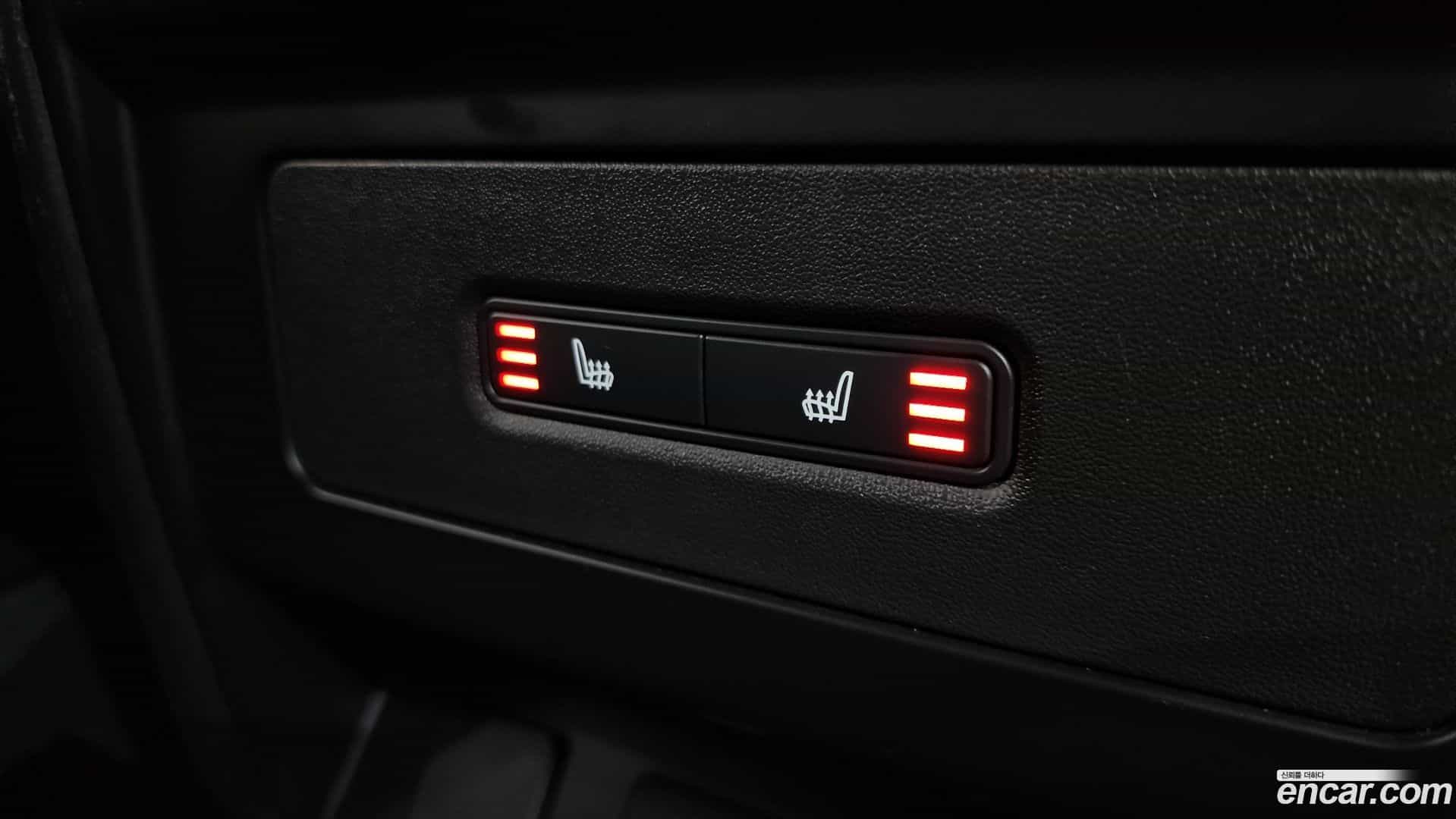 Defender Land Rover 2022.6-OPTION-023