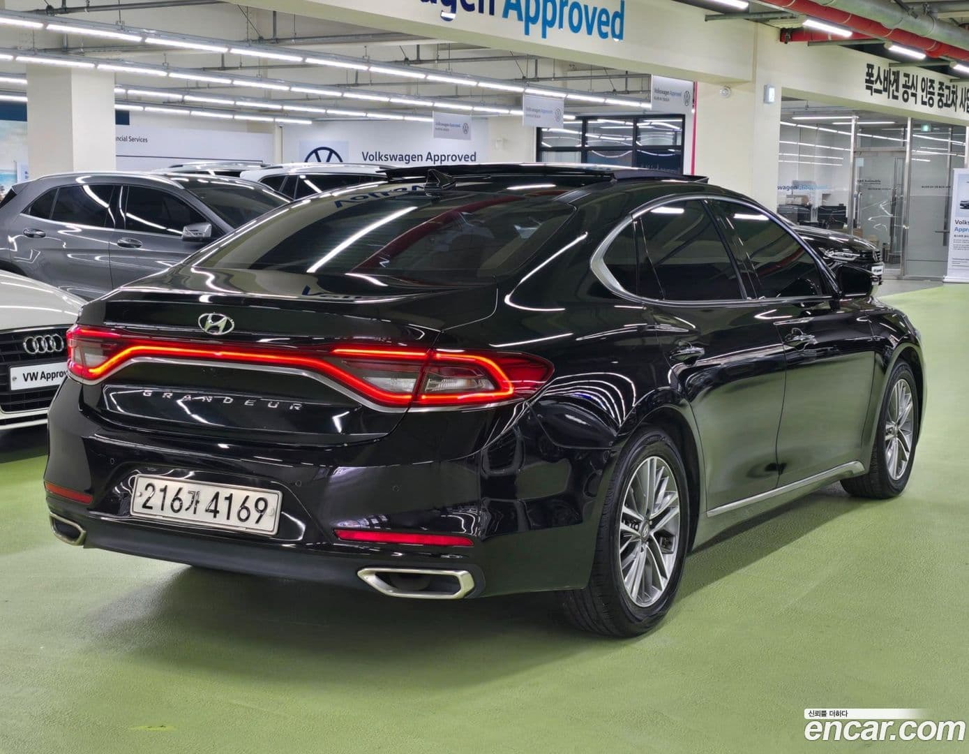 Main__Slider__Photo:Grandeur Hyundai 2018.10-4