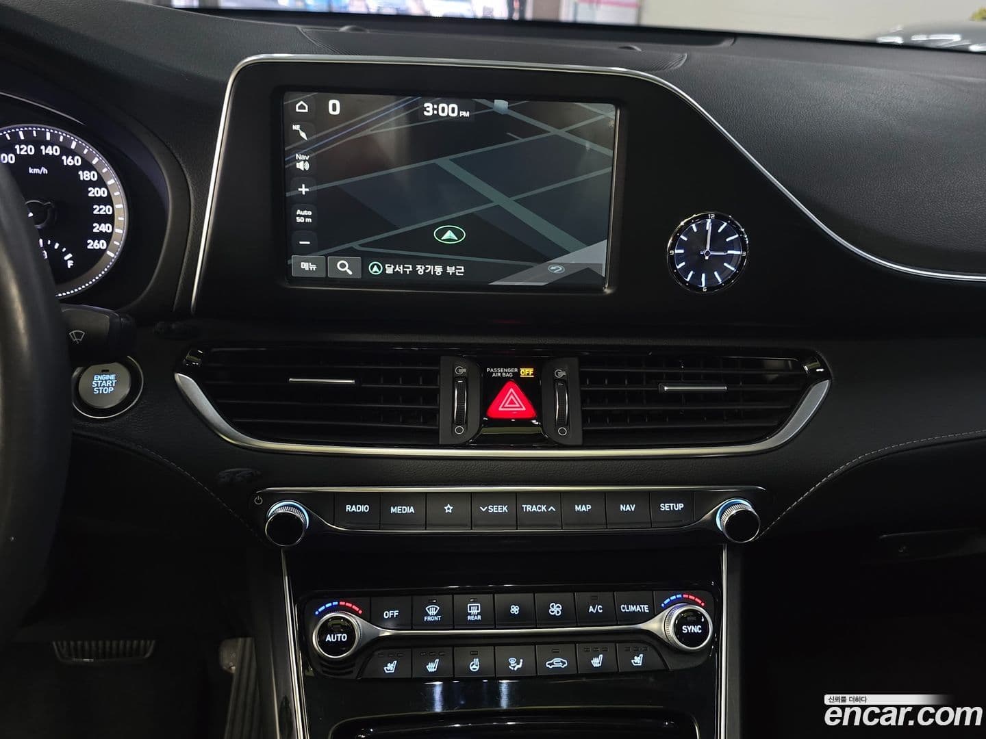 Main__Slider__Photo:Grandeur Hyundai 2018.10-8