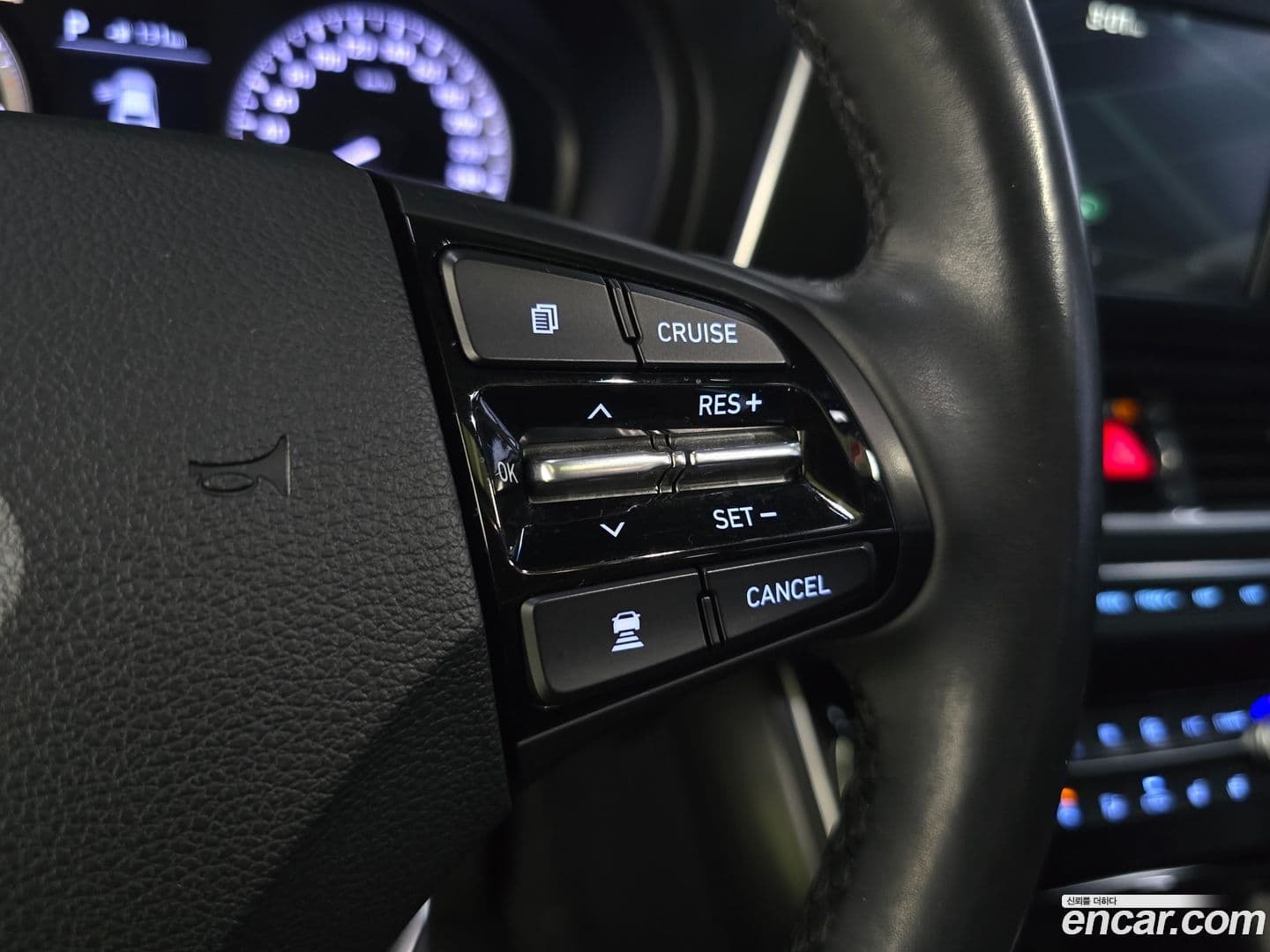 Main__Slider__Photo:Grandeur Hyundai 2018.10-15