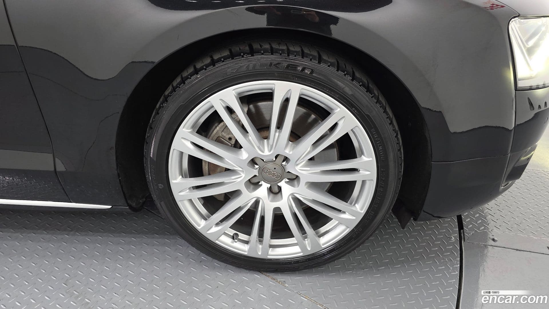 Main__Slider__Photo:A8 Audi 2013.7-4