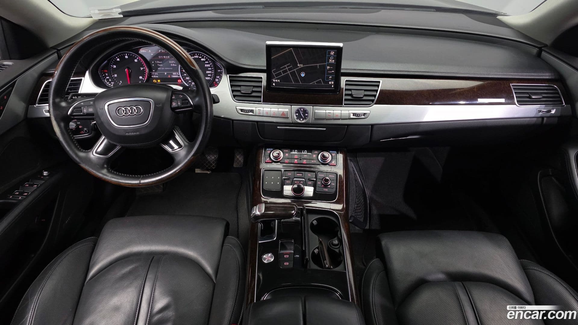 Main__Slider__Photo:A8 Audi 2013.7-6
