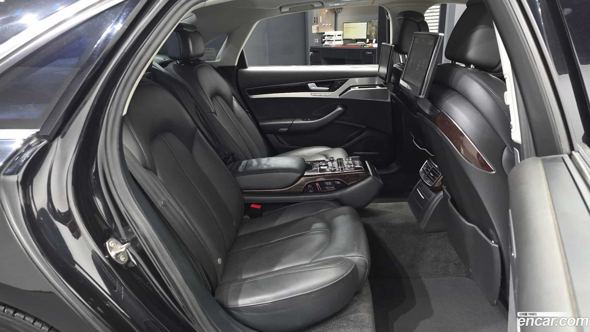 A8 Audi 2013.7-OPTION-016